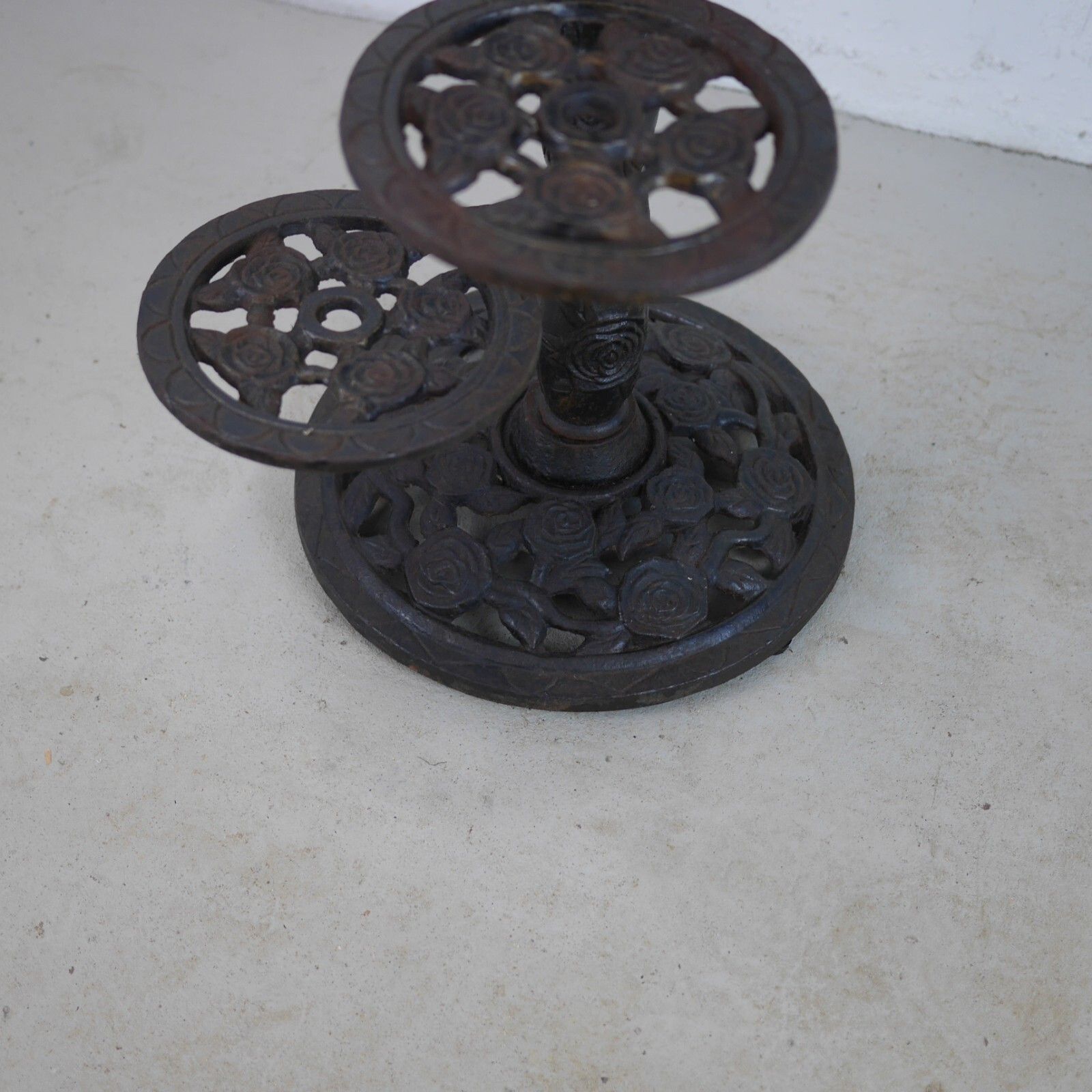 photo for sale Vintage Adjustable Cast Iron 3 Tier Plant Stand Floral #102788