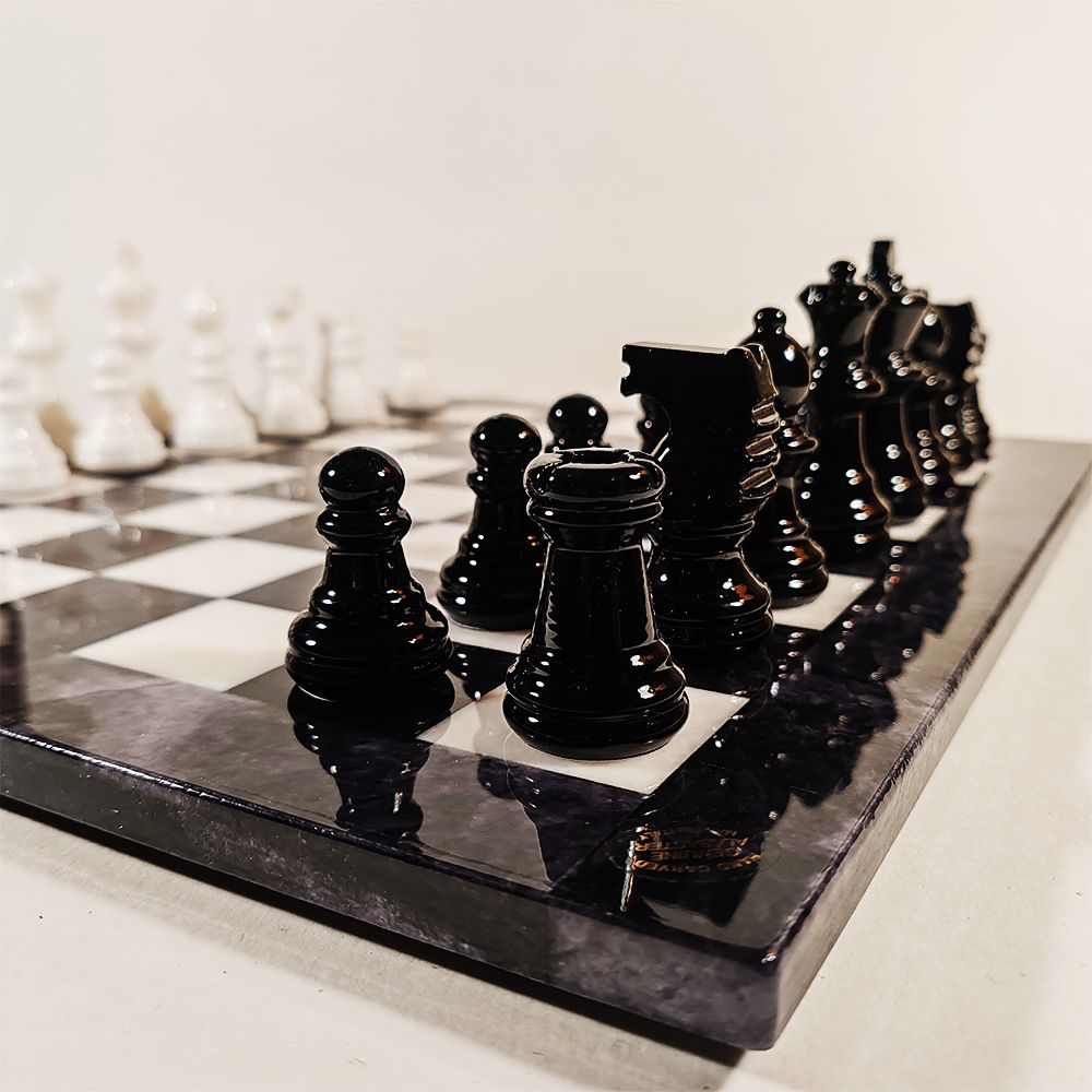 1970s Stunning Chess Set In Hand Carved Alabaster Of Volterra   Black And White   Made In Italy photo Home Decor