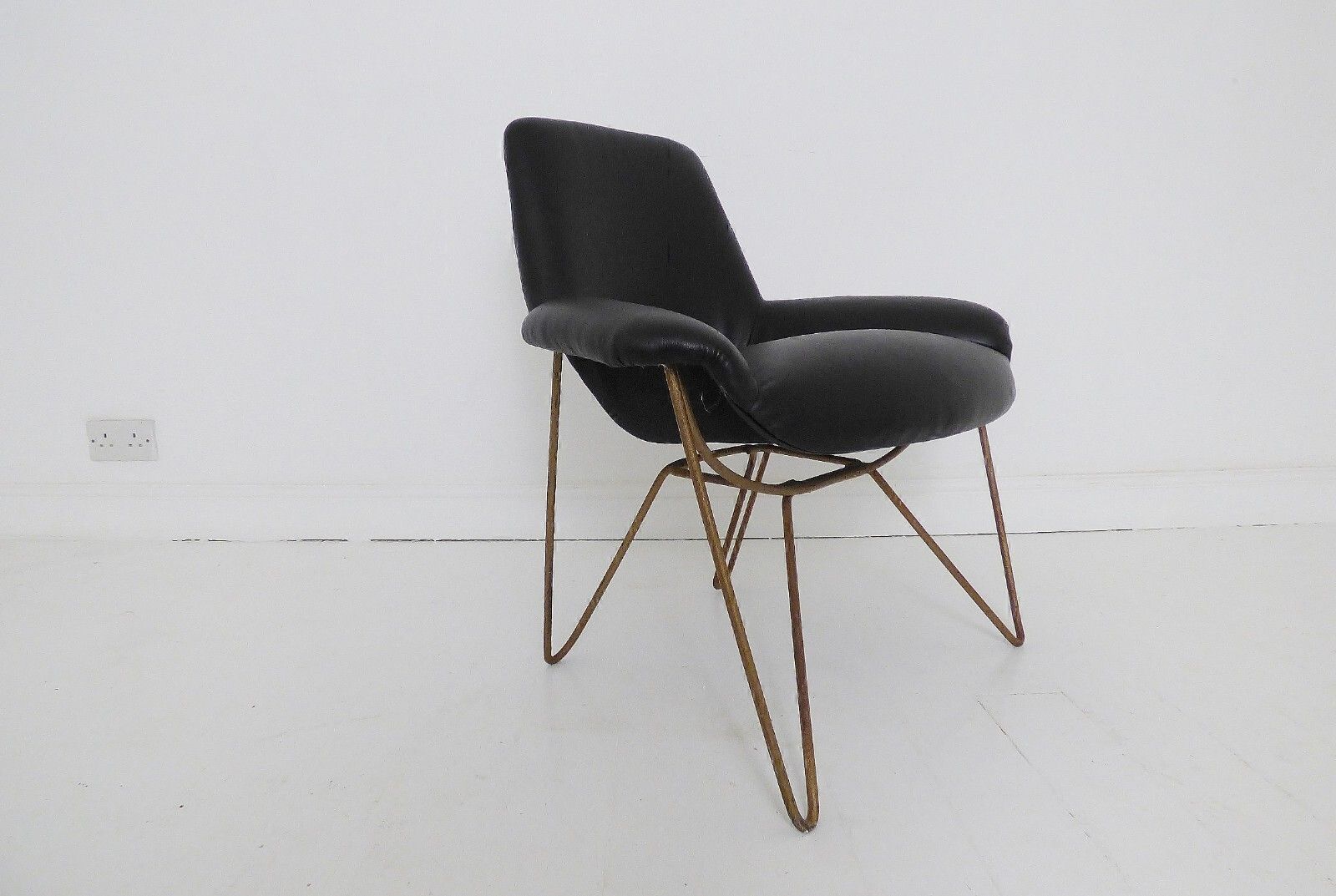 Stunning Vintage Rare Sculptural Midcentury Lounge Chair 1950's