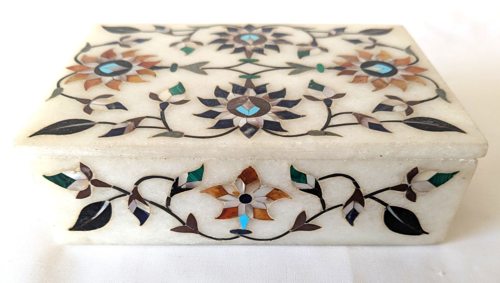 Vintage Indian Pietra Dura Marble Box With Mother Of Pearl Inlay photo Home Decor