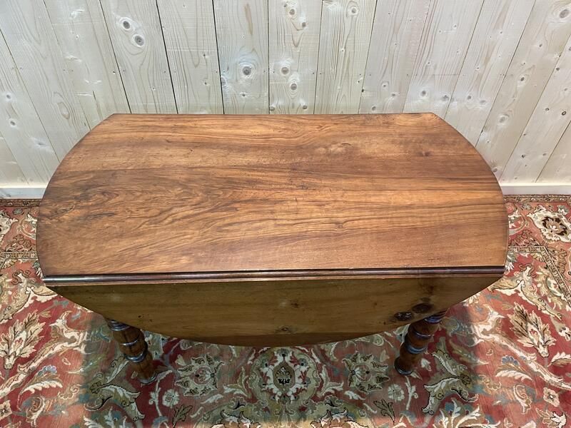 Table à Manger Ronde Louis Philippe En Noyer photo Furniture