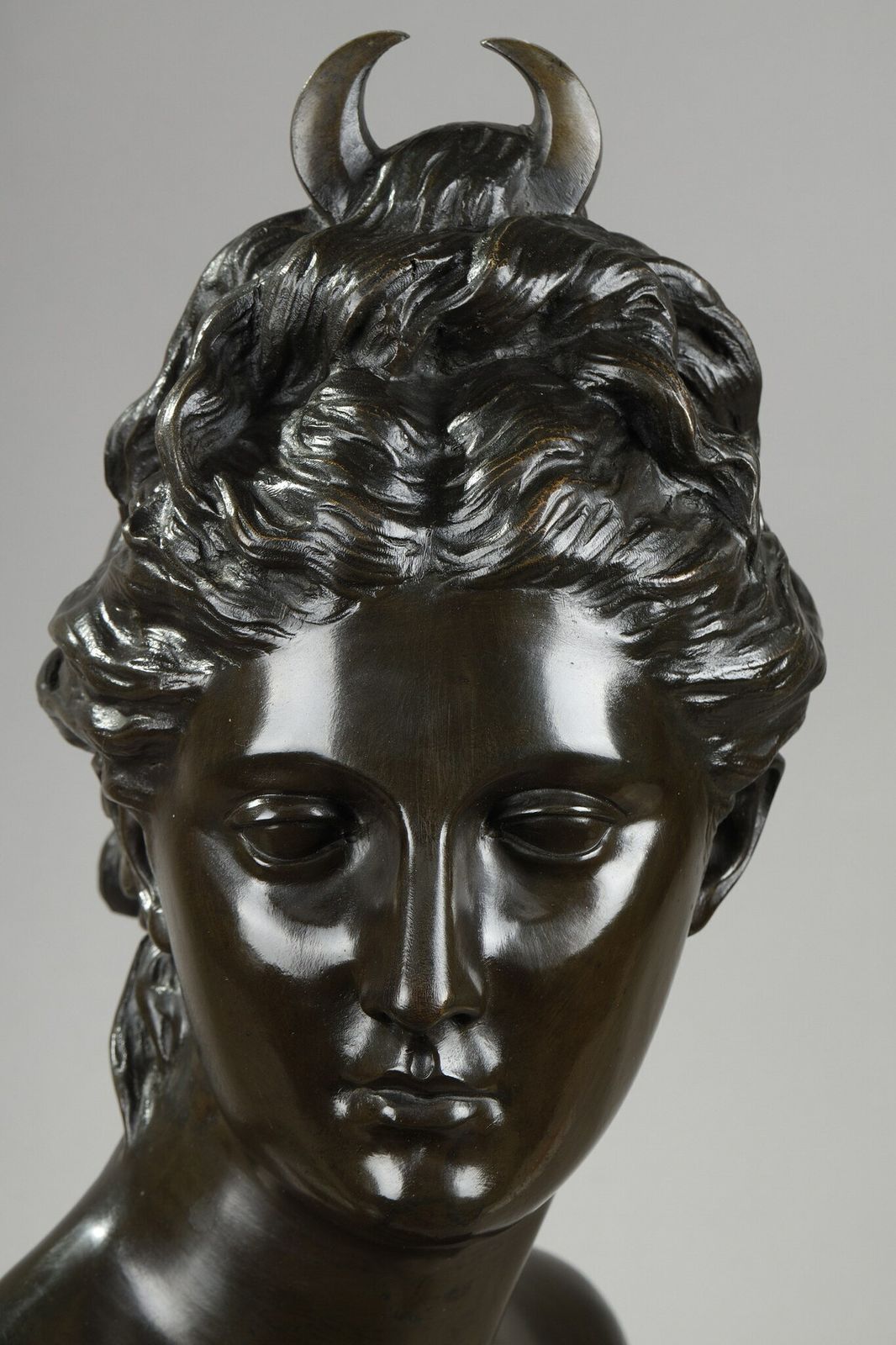 Art Bust In Bronze Of "Diane Chasseresse" After Houdon photo