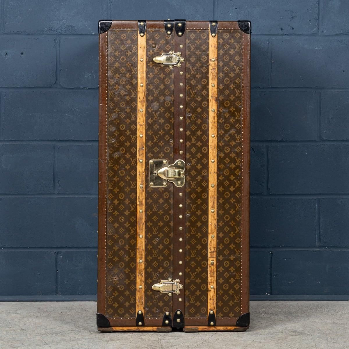 20th Century Louis Vuitton Wardrobe Trunk In Monogram Canvas, France C.1950 photo 18995.0