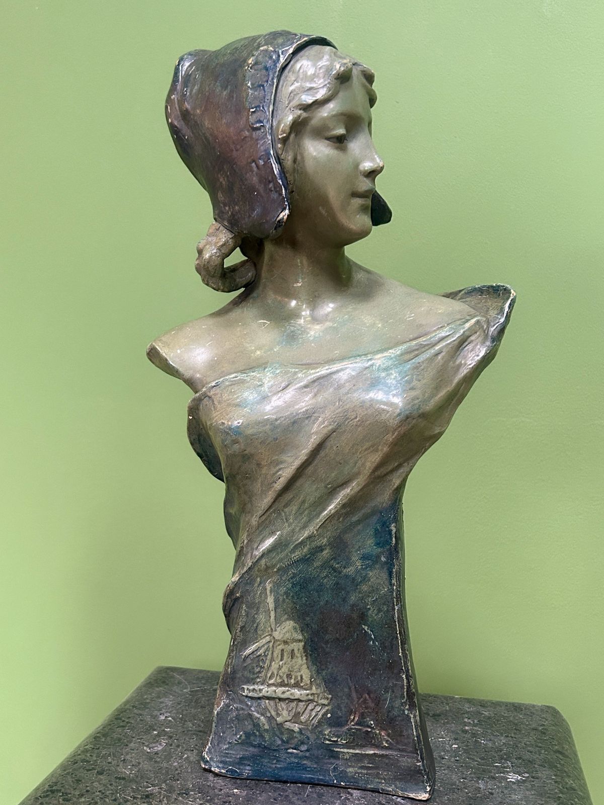 photo furniture Antique Art Nouveau Goldscheider Polychrome Terracotta Bust Of A Dutch Maiden C.1900