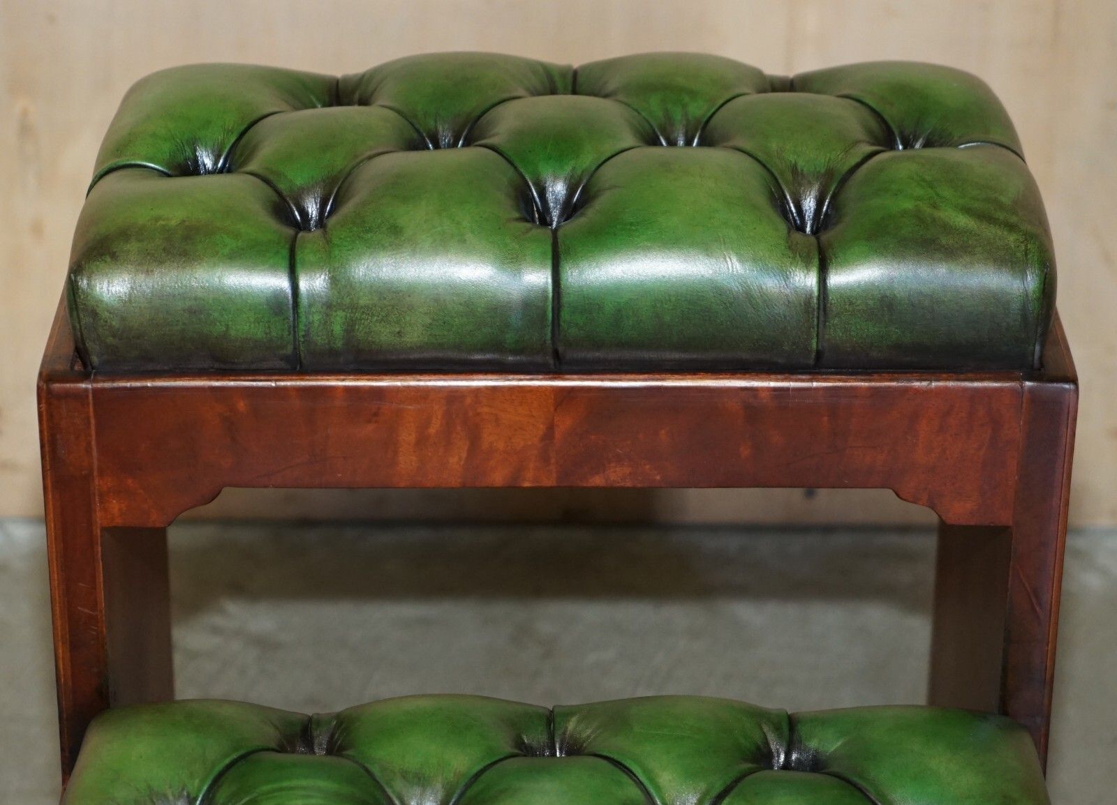 Fully Restored Antique Flamed Mahogany Green Leather Chesterfield Library Steps photo vintage