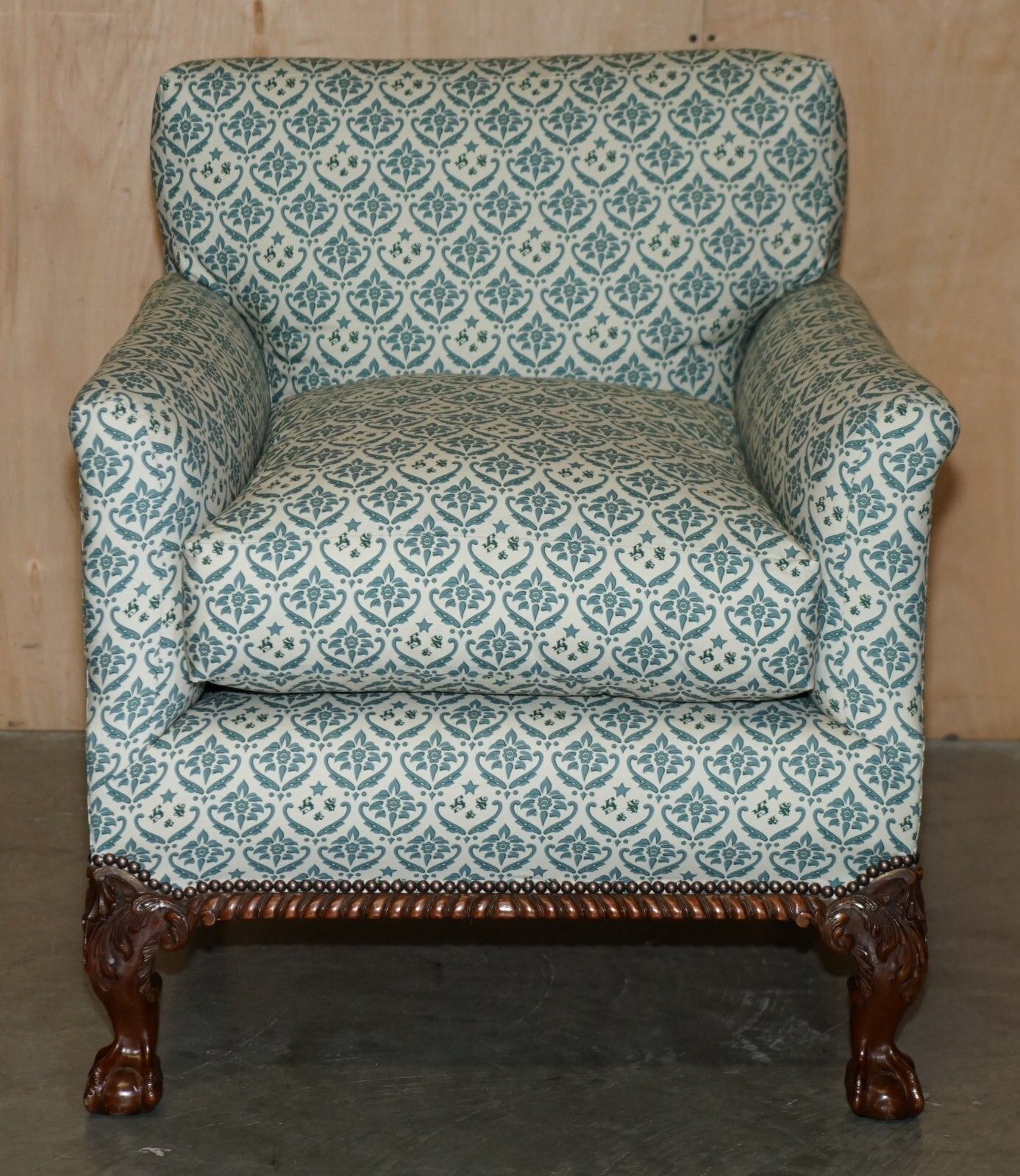 Fully Restored Antique Howard & Son's Claw & Ball Feet Armchair Ticking Fabric photo vinterior