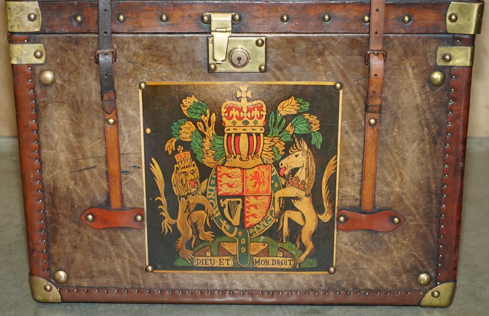 Pair Of Armorial Coat Of Arms Vintage Brown Leather Steamer Trunk Side Tables photo vinterior