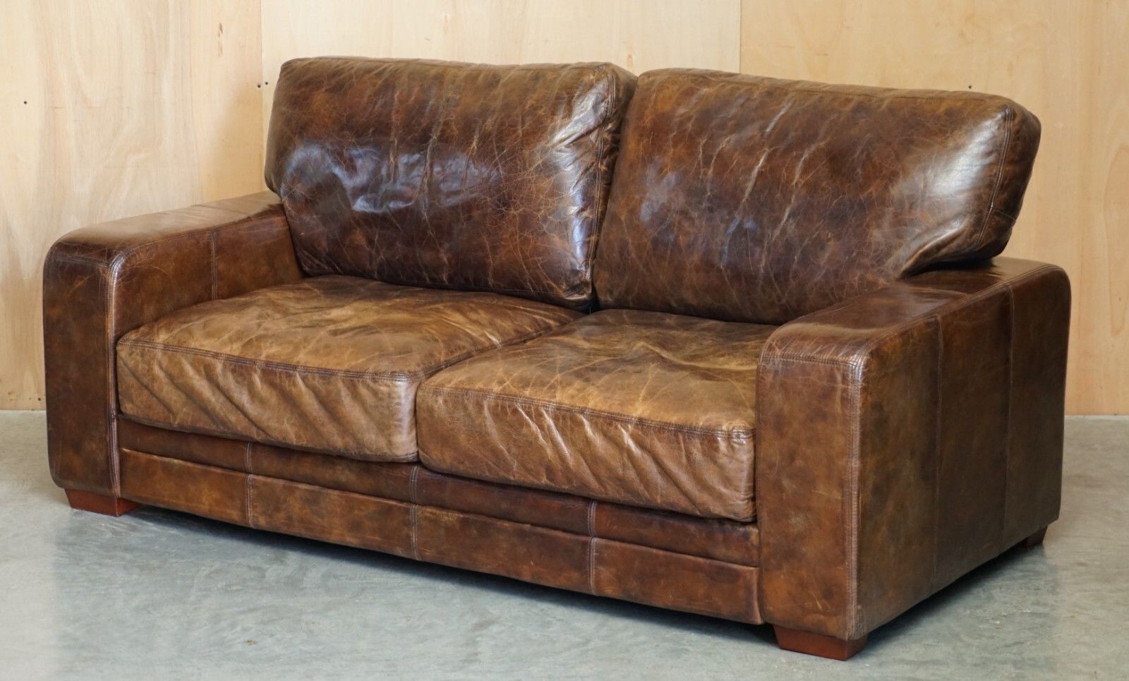 Stunning Heritage Biker Brown Leather Halo Soho Sofa Which Is Part Of A Suite
