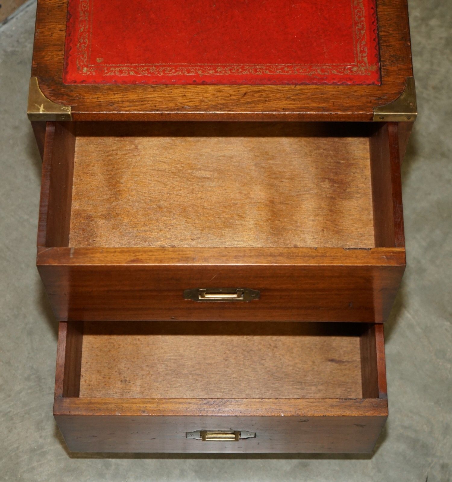 photo vinterior Pair Of Harrods Kennedy Military Campaign Side End Table Drawers Oxblood Leather