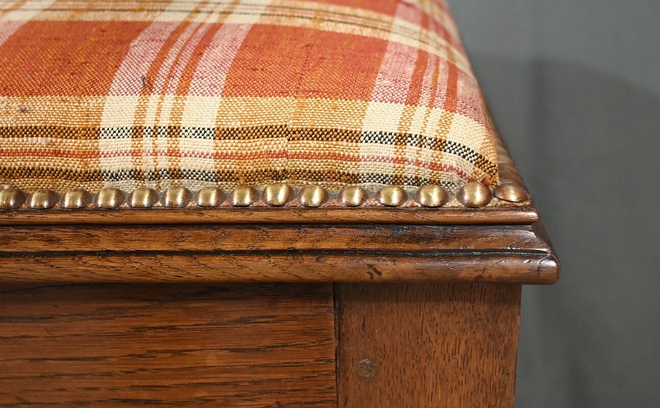 Oak Landing Chest Bench – Early 20th Century photo vinterior