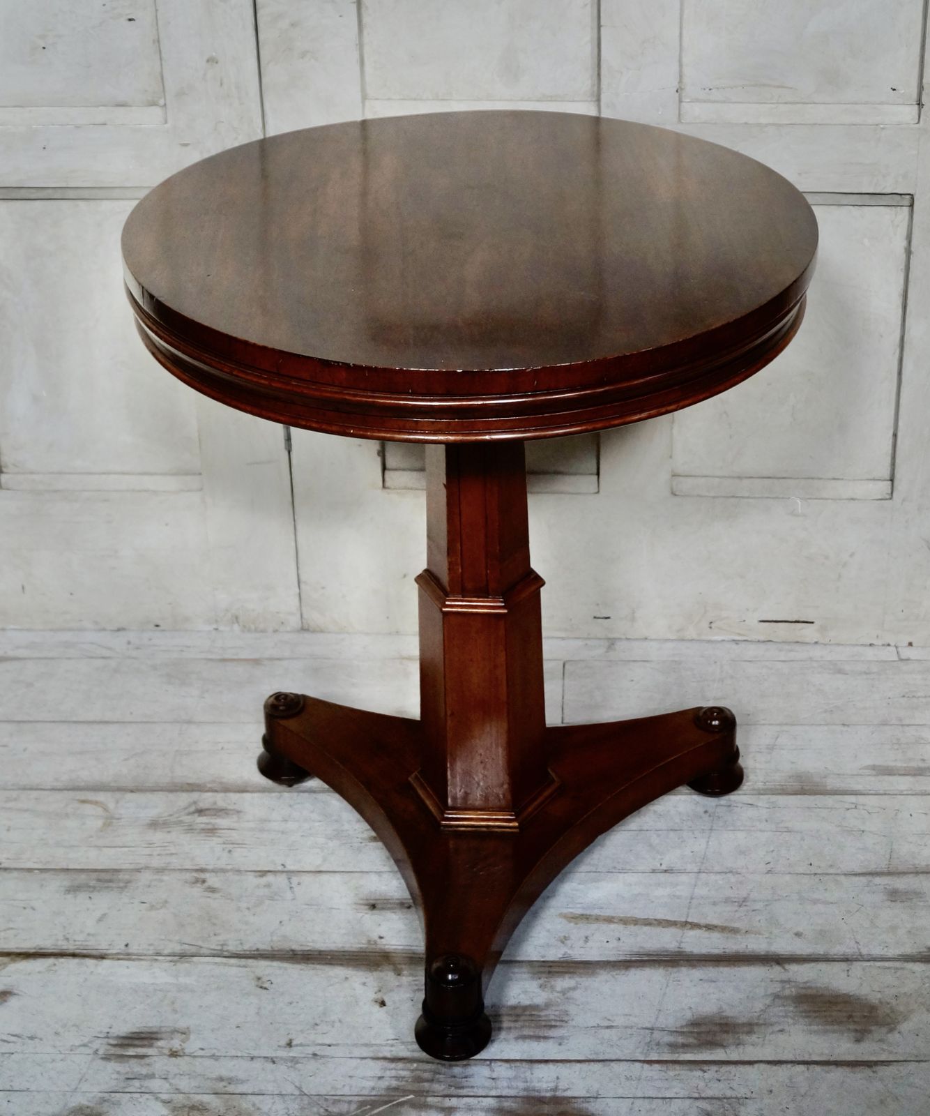 Georgian Mahogany Metamorphic 3 Tier Dumb Waiter photo for sale