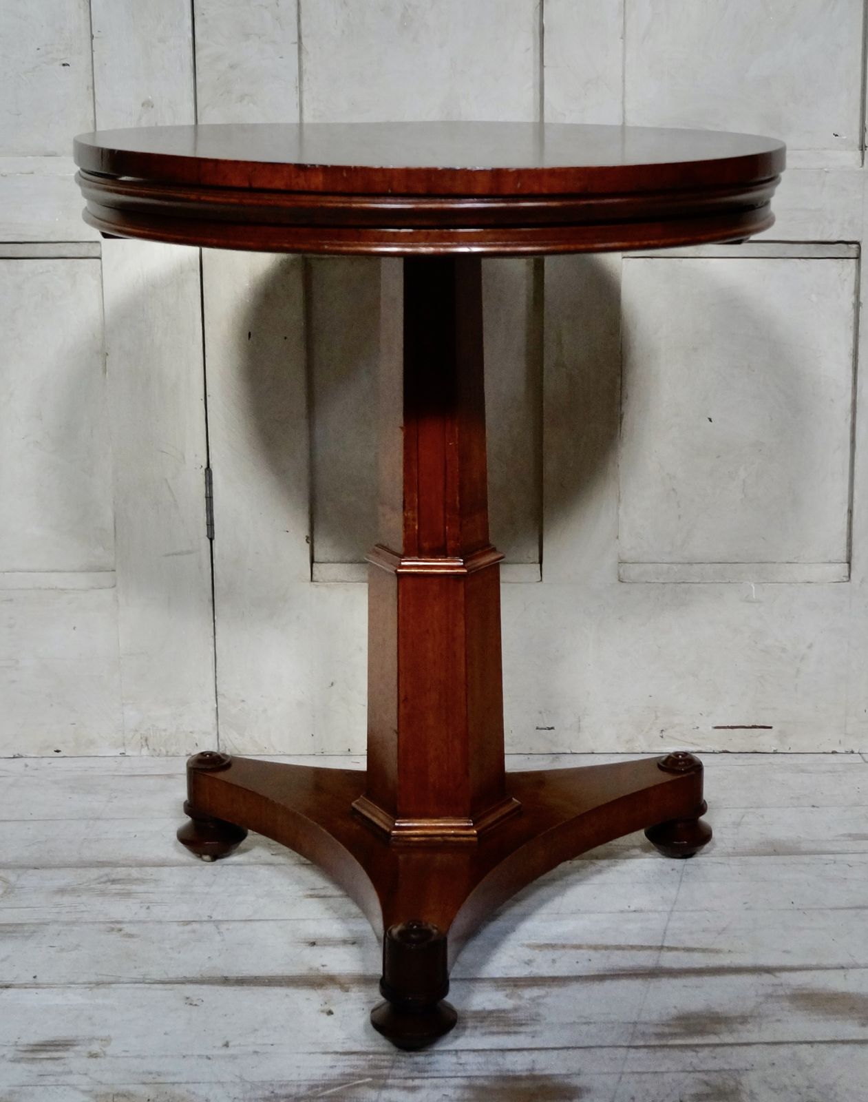 Georgian Mahogany Metamorphic 3 Tier Dumb Waiter photo vinterior