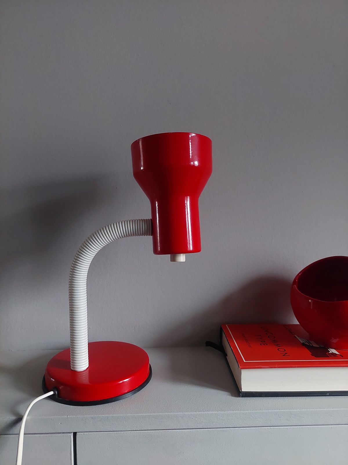 photo vinterior Mid Century Veneta Lumi Gooseneck Desk Lamp Postmodern Adjustable Light 80s