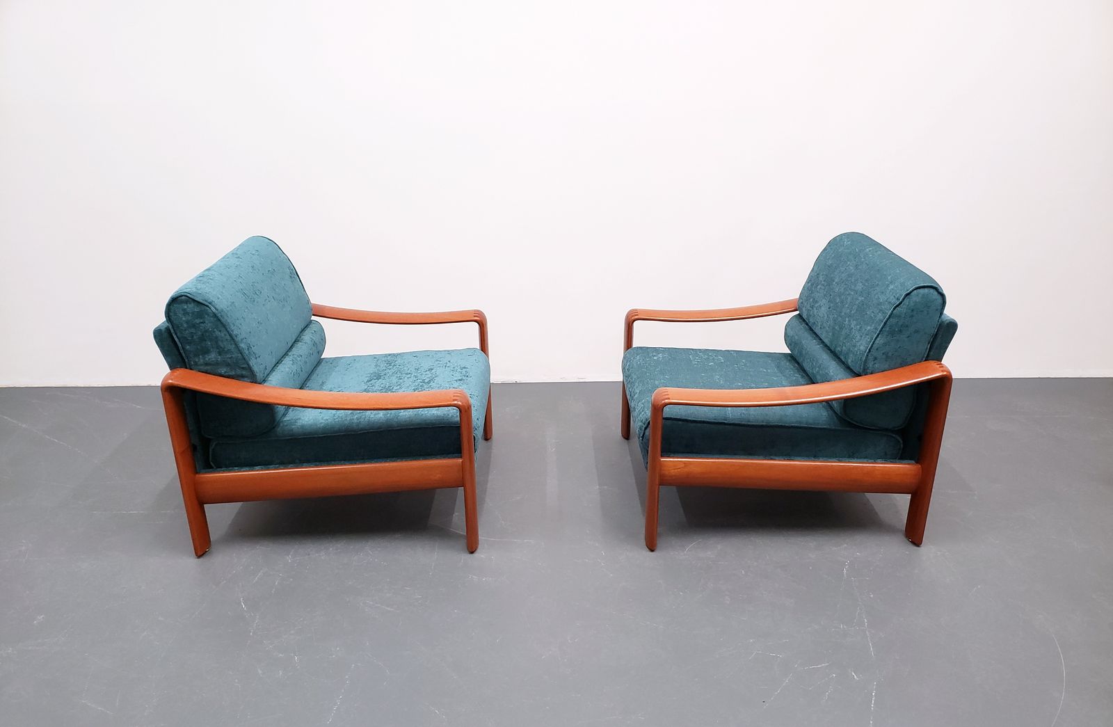 photo furniture 1970 Rolf Benz Armchair In Turquoise Tweed
