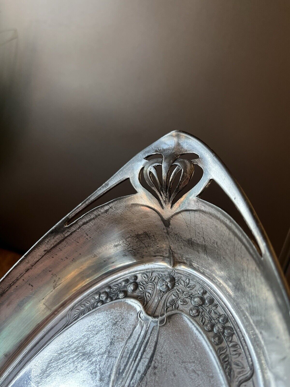 photo vinterior Antique Art Nouveau Jugendstil Maiden Lady Pewter / Silver Metal Card Tray Wmf