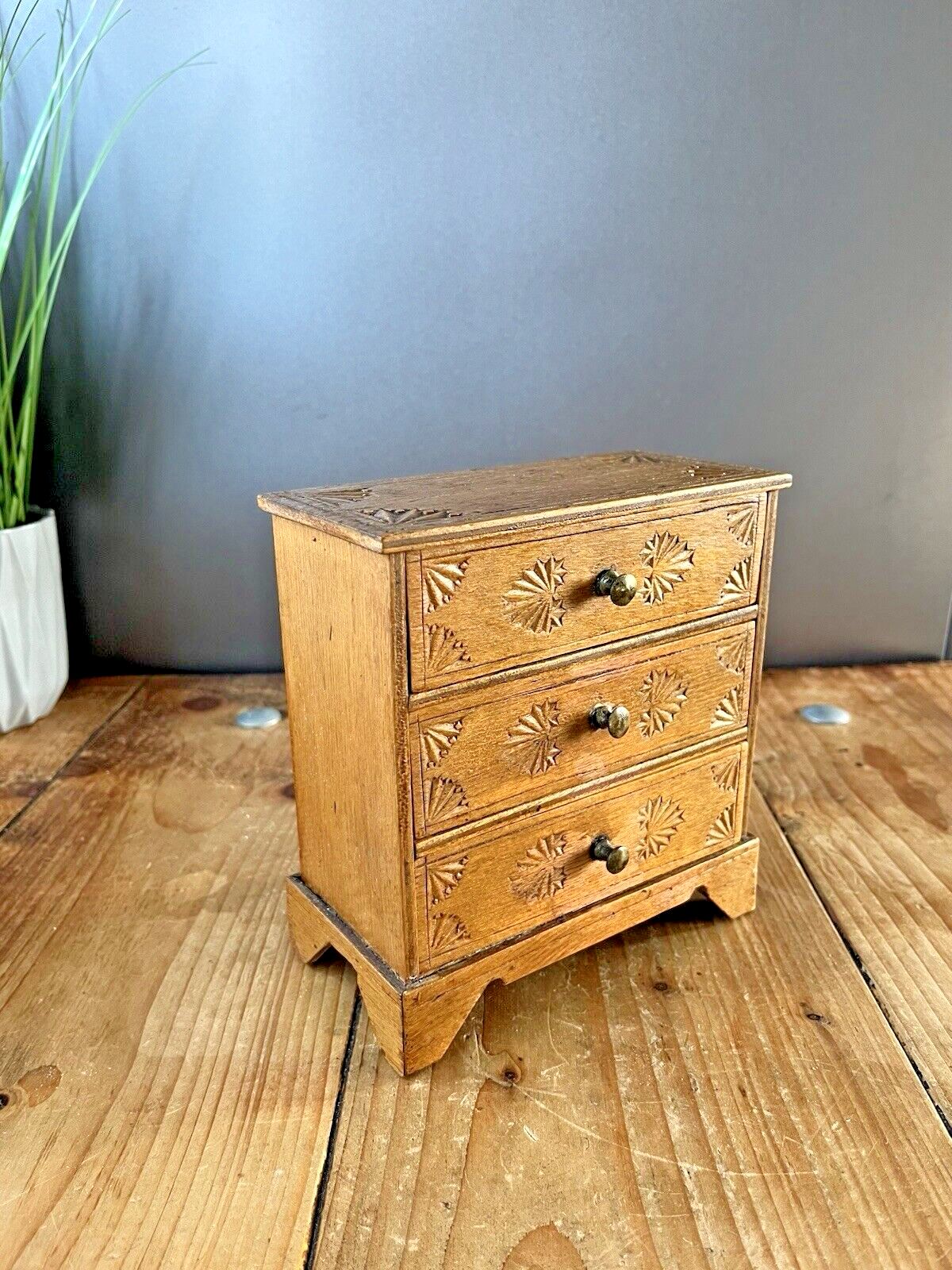 165.0 Antique Miniature Scratch Built Apprentice Piece Wooden Chest Of Drawers Vintage photo