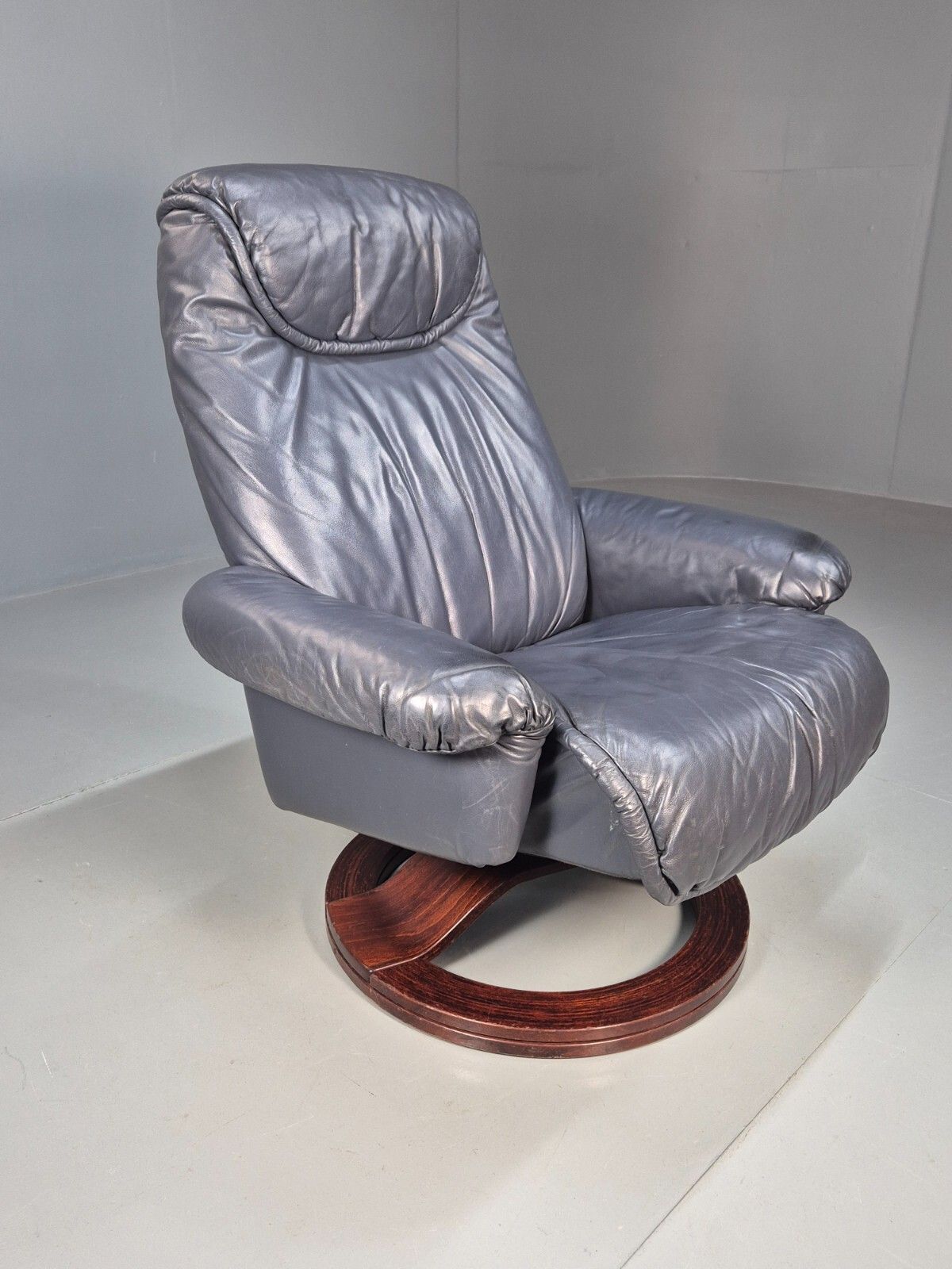 Vintage Danish Swivel Chair Blue Grey Leather Reclines 1980s Retro Eb8465 Mswi photo vinterior