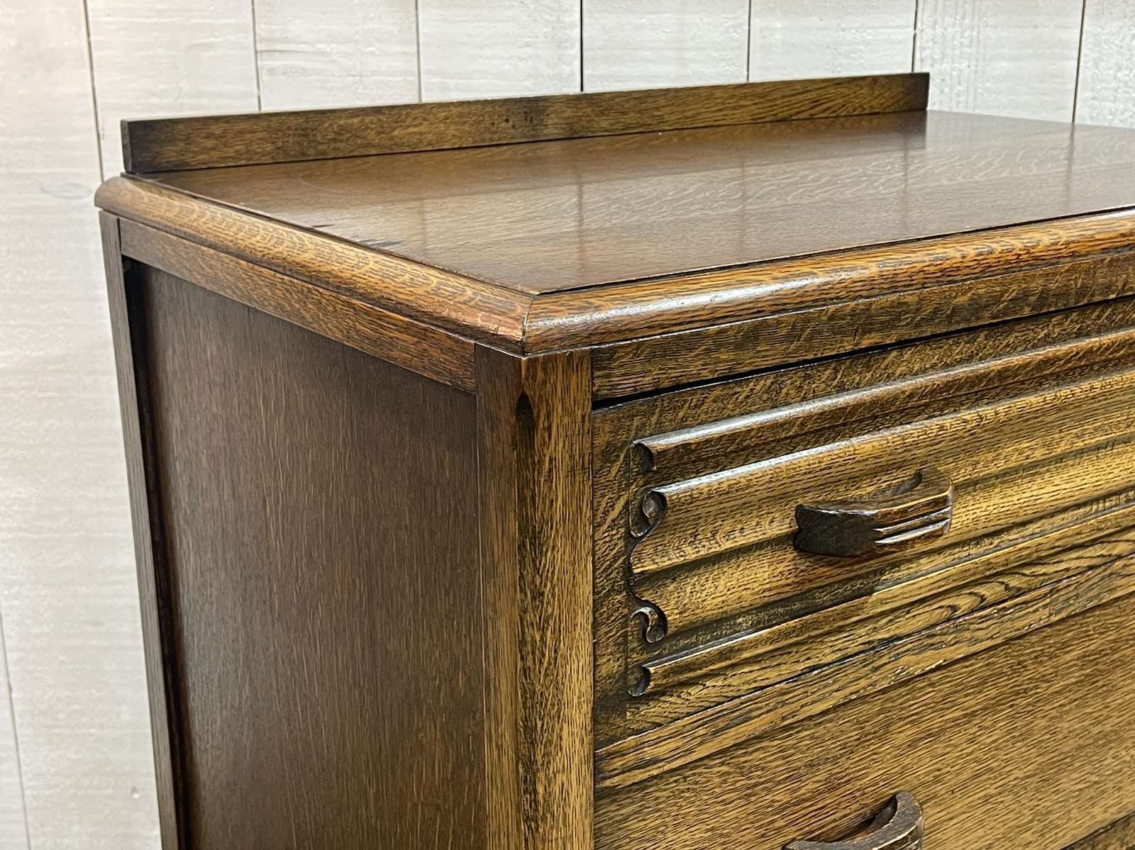 photo furniture English Art Deco Chest Of Drawers In Oak From The 1950s