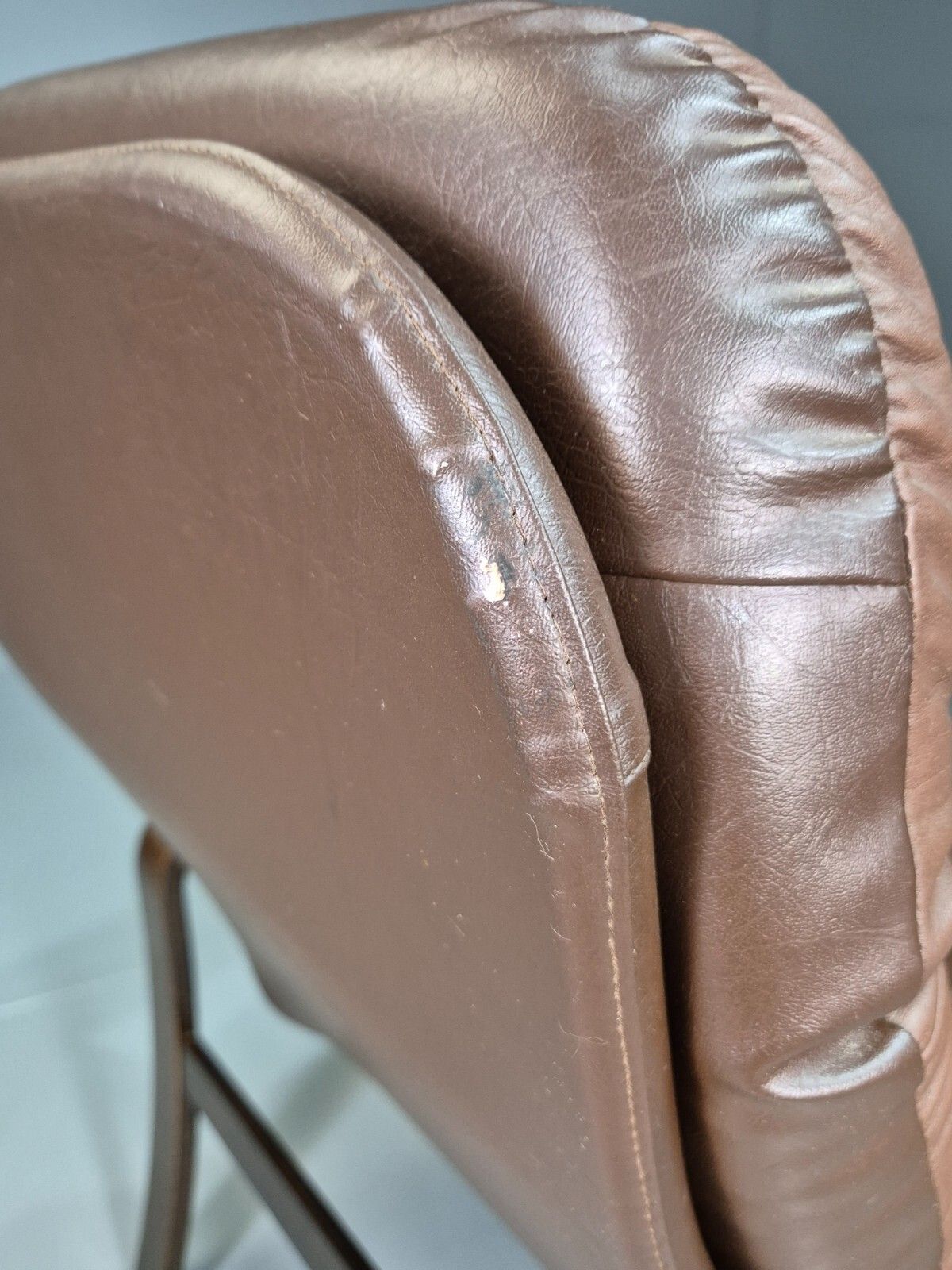 Vintage Danish Lounge Chair  Brown Leather  And Vinyl Mcm Retro Eb7580 Mben photo vintage