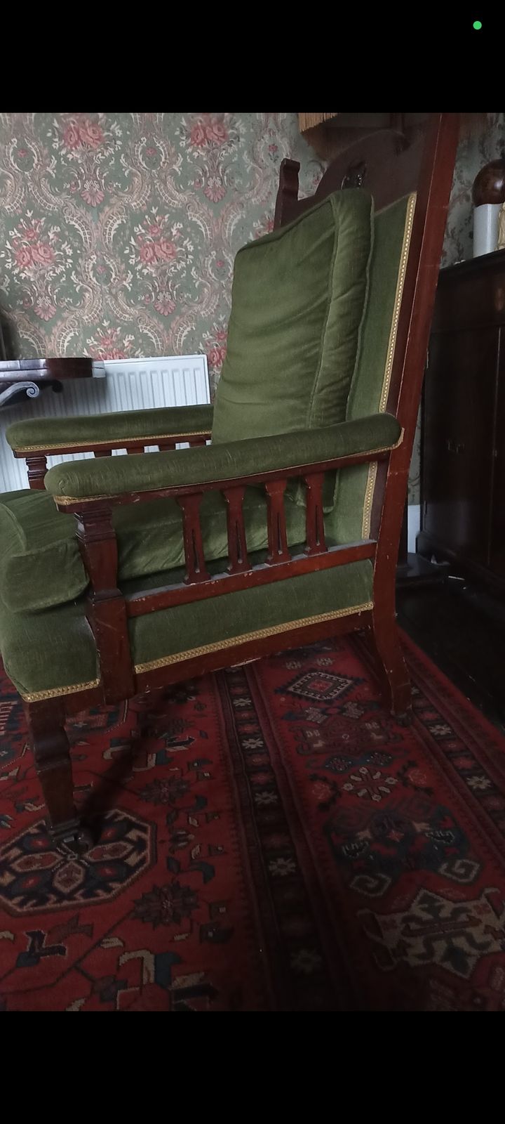 2 Victorian Green Velvet Mahogany Chairs photo furniture