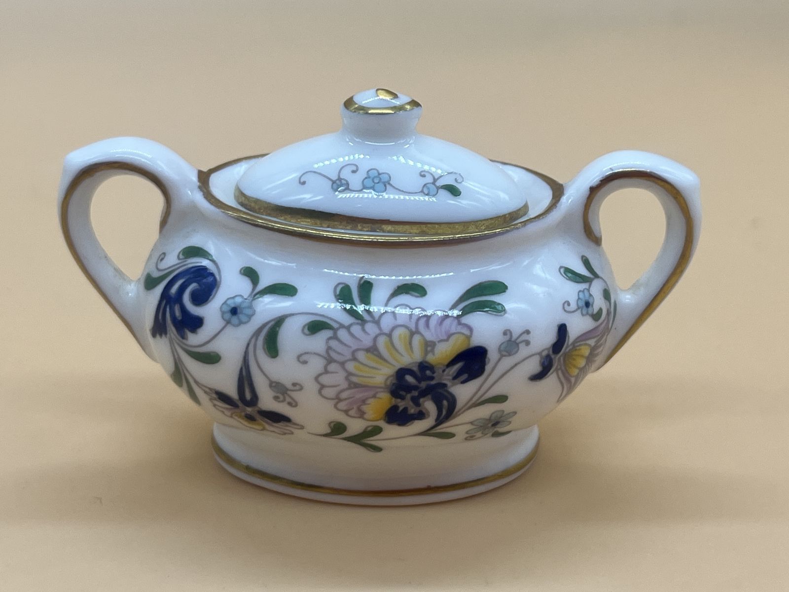 Coalport China Pageant Miniature Displaytea Set. Teapot, Creamer, Sugar, Cup, Saucer And Side Plate Trio. photo 75.0