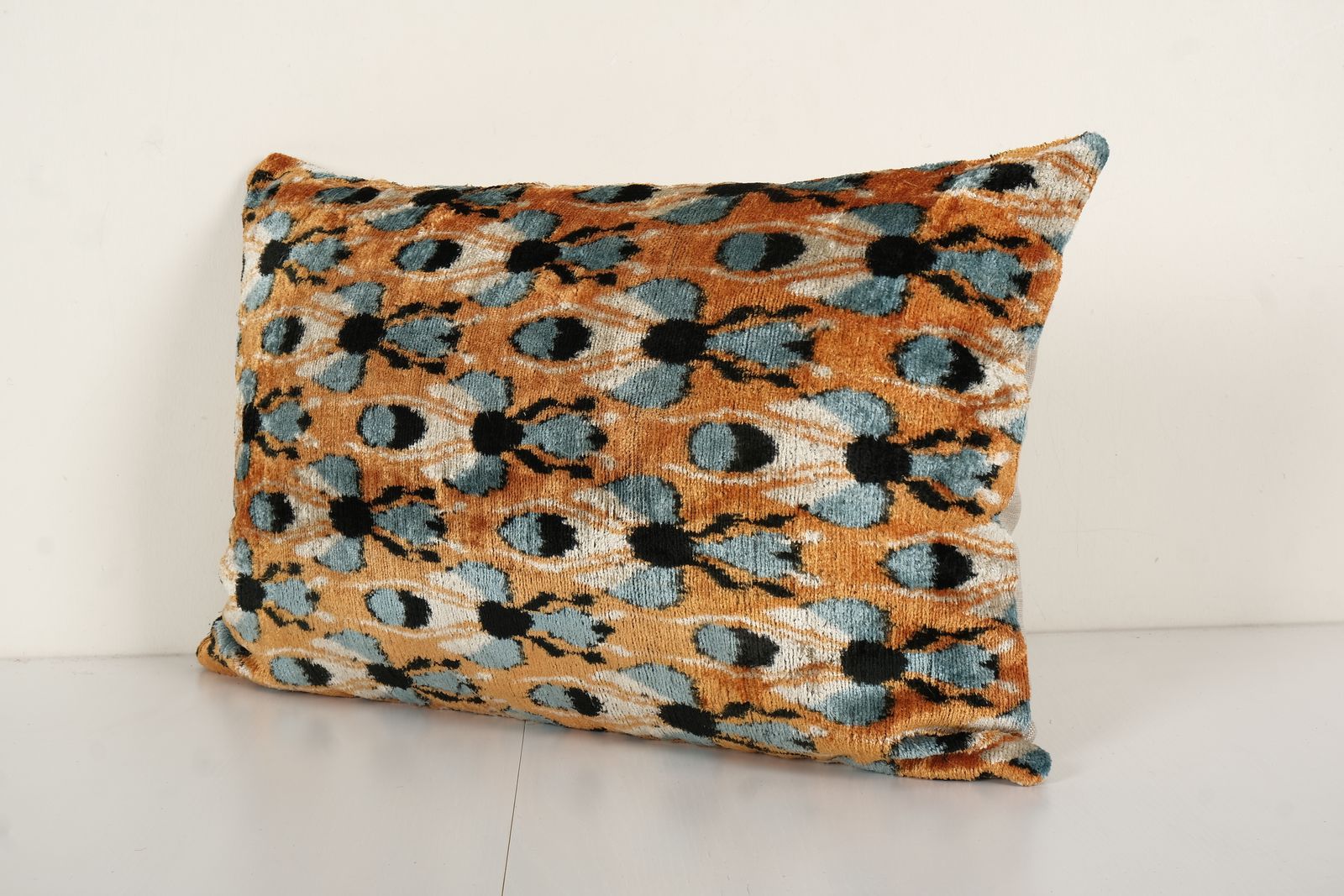 Bronze Silk Ikat Velvet Pillow Cover   Butterfly Or Houseflyikat Lumbar Cushion   Animal Pattern Designer Couch  Pillow Case 16" X 24" photo 60.0