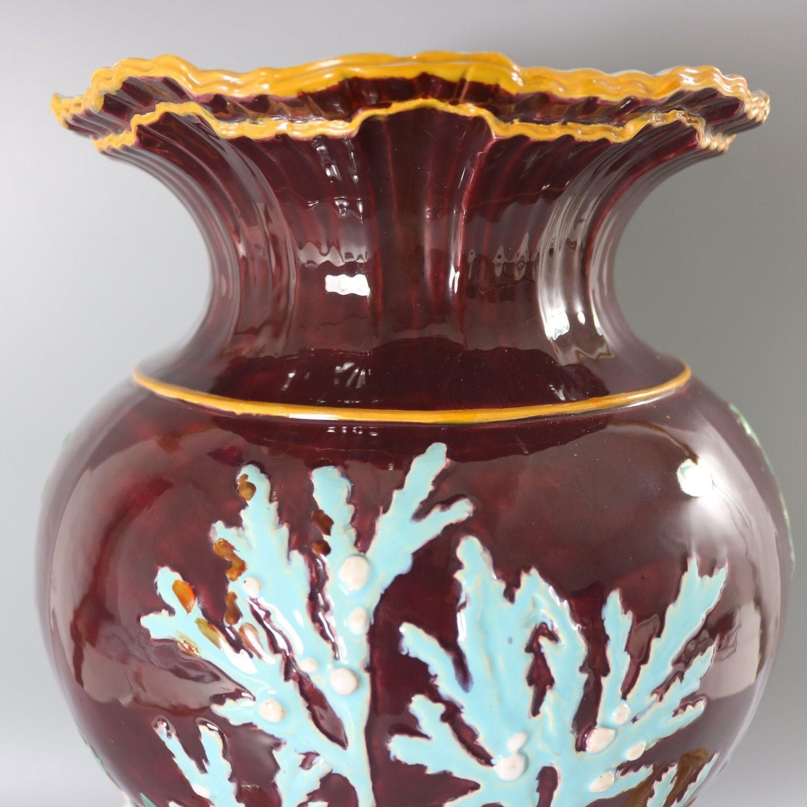 photo vinterior Minton Majolica Marine Vase With Merboys