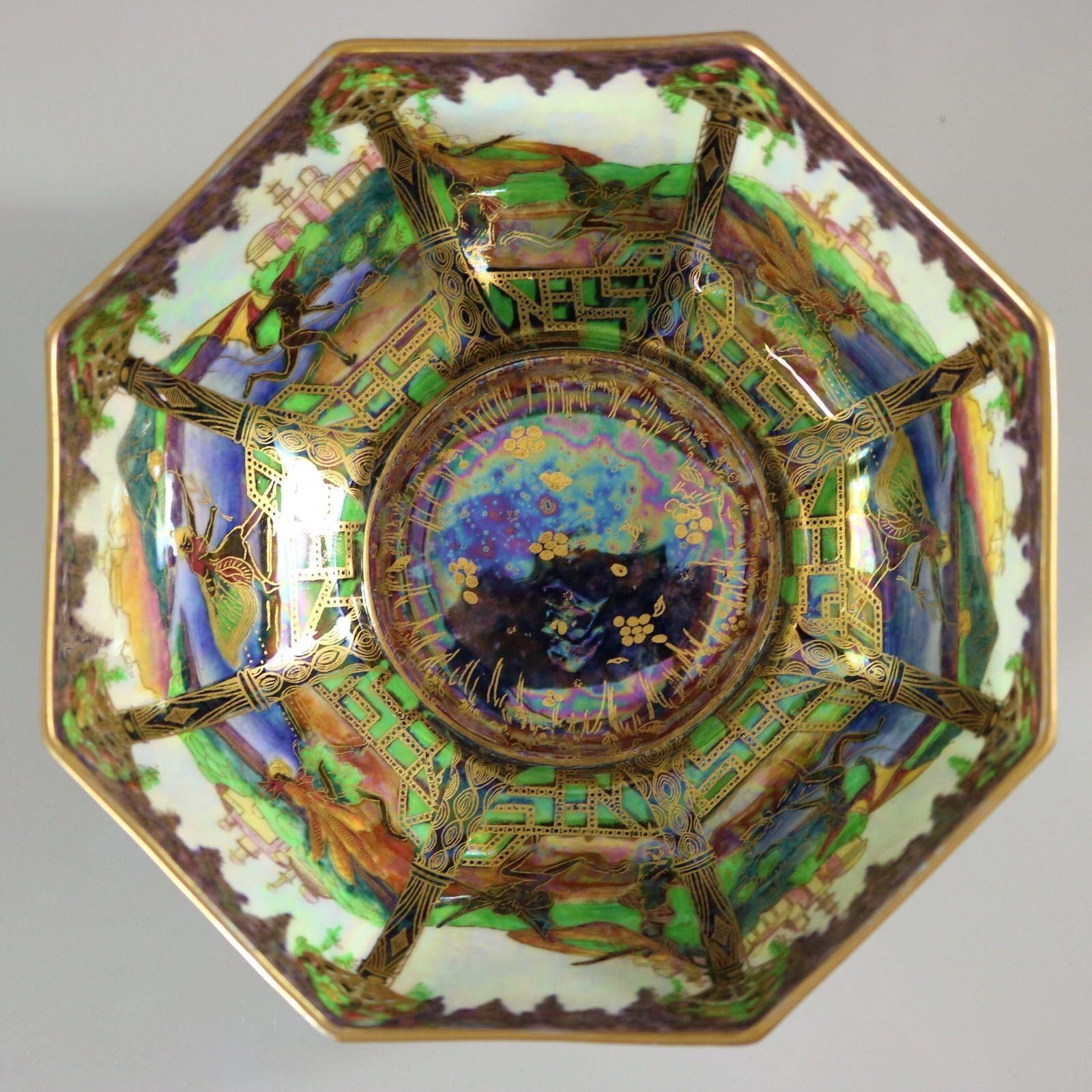 5339.0 Wedgwood Fairyland Lustre 'Geisha' Octagonal Bowl photo