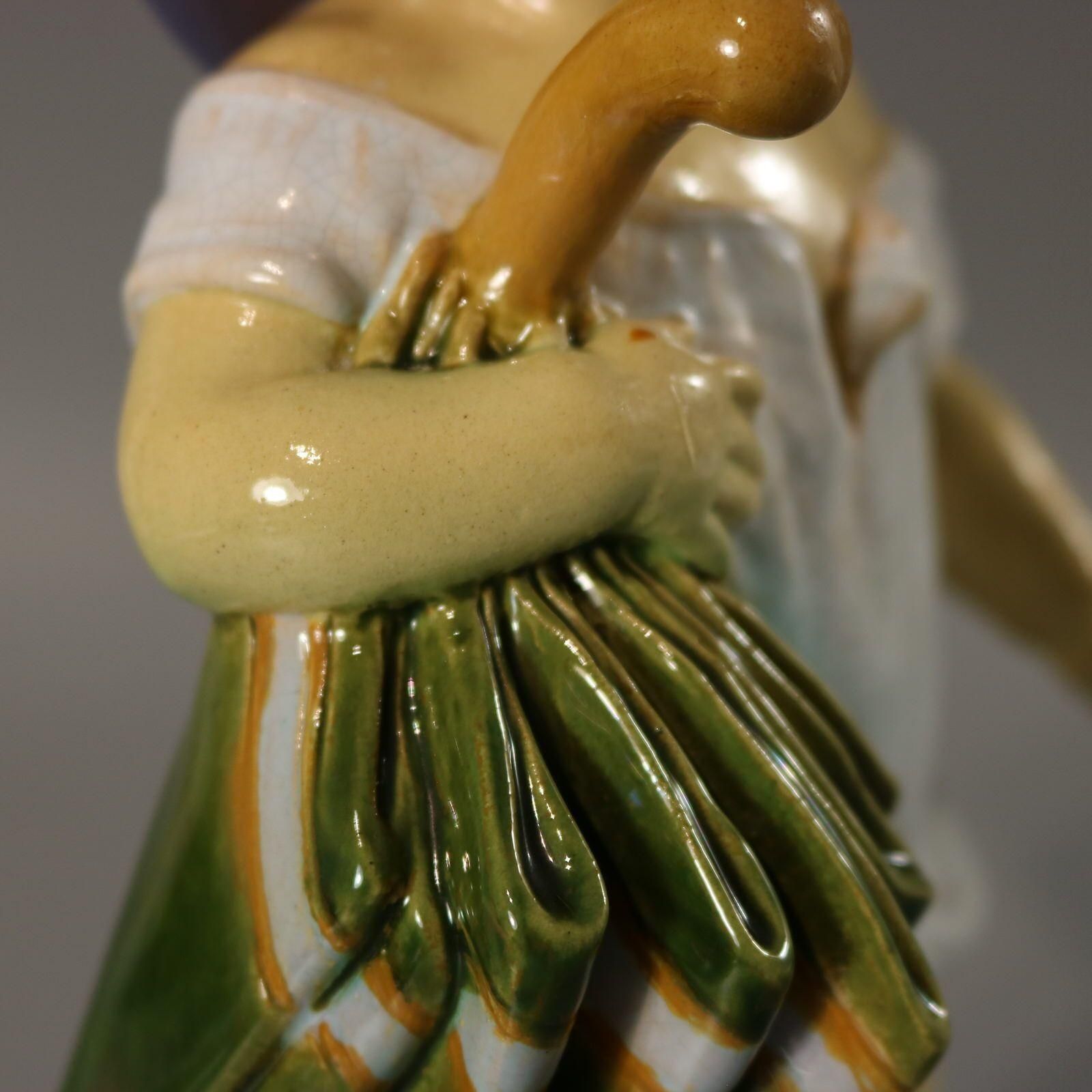 photo vintage Brownfield Majolica Figure Of A Child, Titled Papa