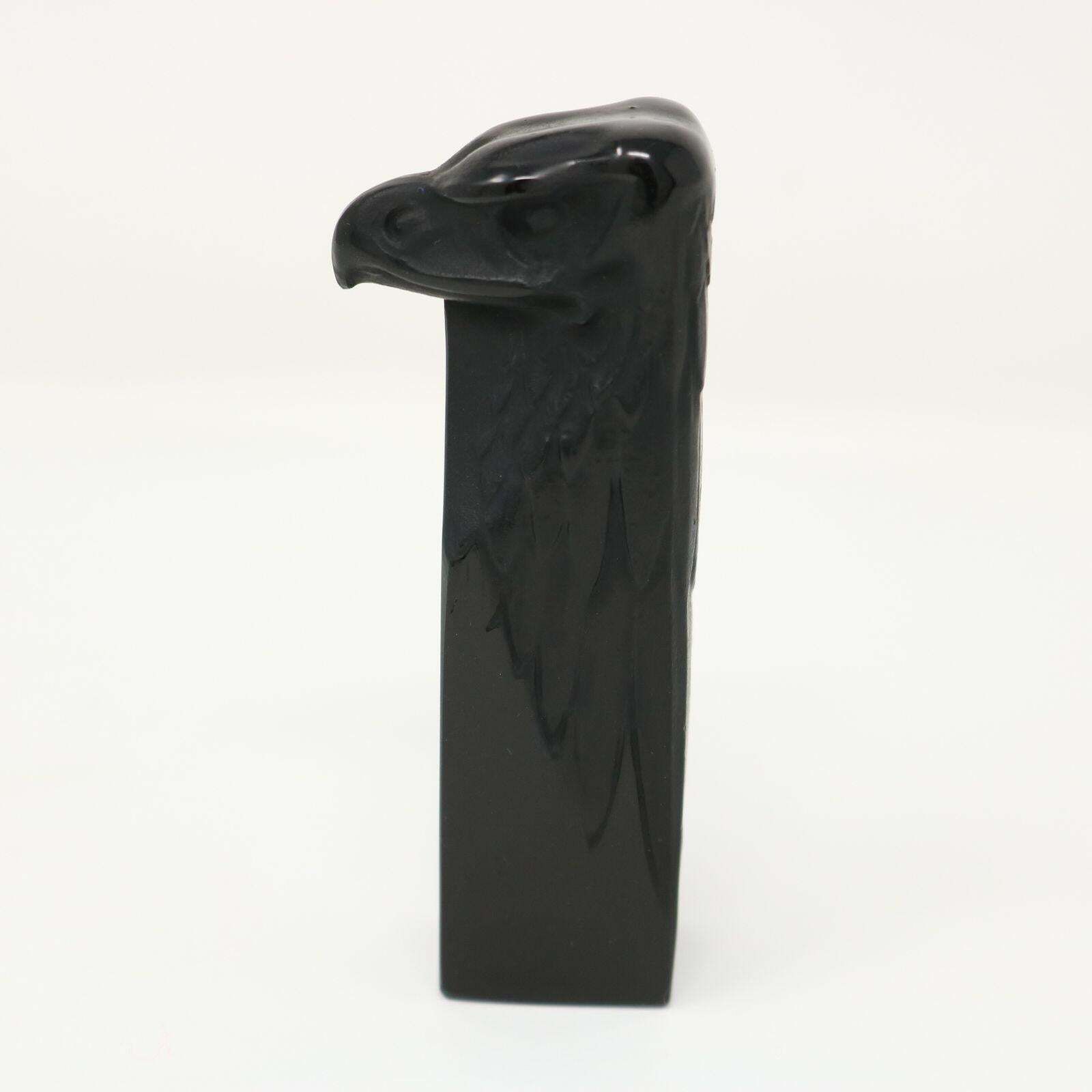 Rene Lalique Black Glass Glass 'Tete D'aigle' Cachet photo furniture