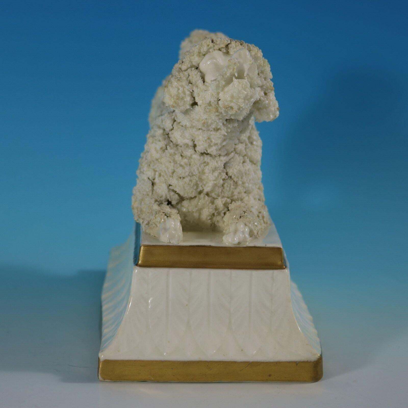 Large Staffordshire Pottery Porcellaneous Poodle photo vinterior