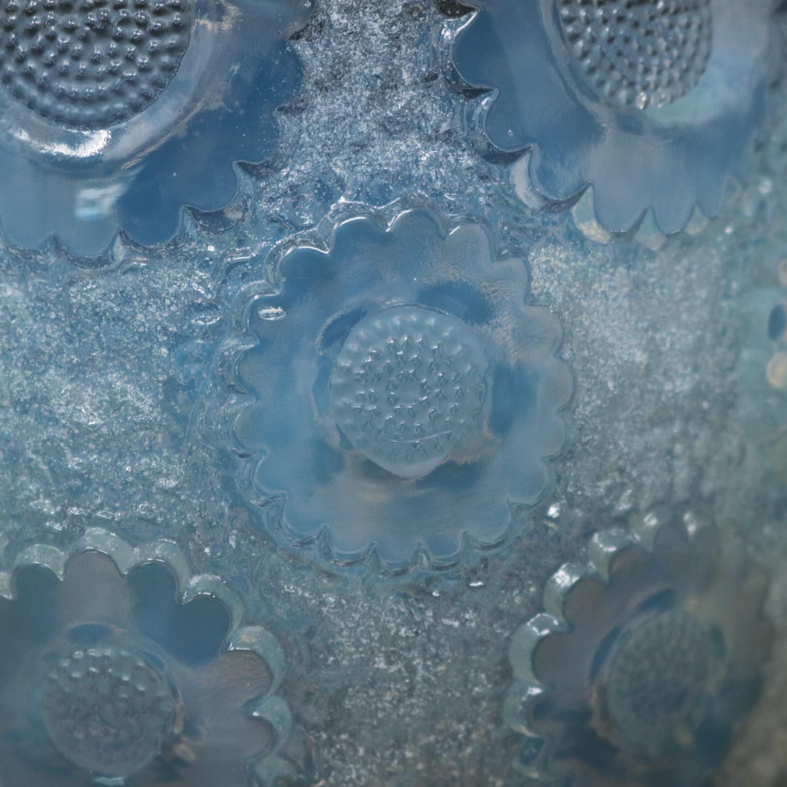 René Lalique Opalescent Glass 'Paquerettes' Daisies Vase photo 3503.0