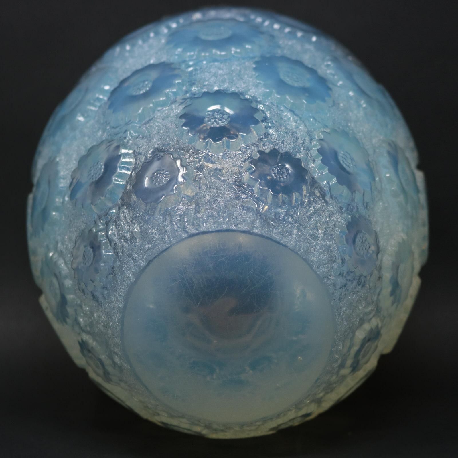 René Lalique Opalescent Glass 'Paquerettes' Daisies Vase photo buy