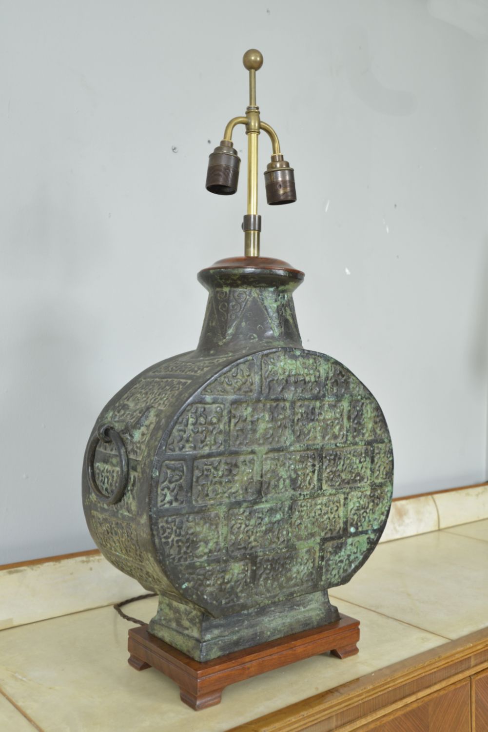 Heavy Chinese Bronze Moonflask Table Lamp Taotie Masks James Mont Han Dynasty Style Midcentury photo furniture