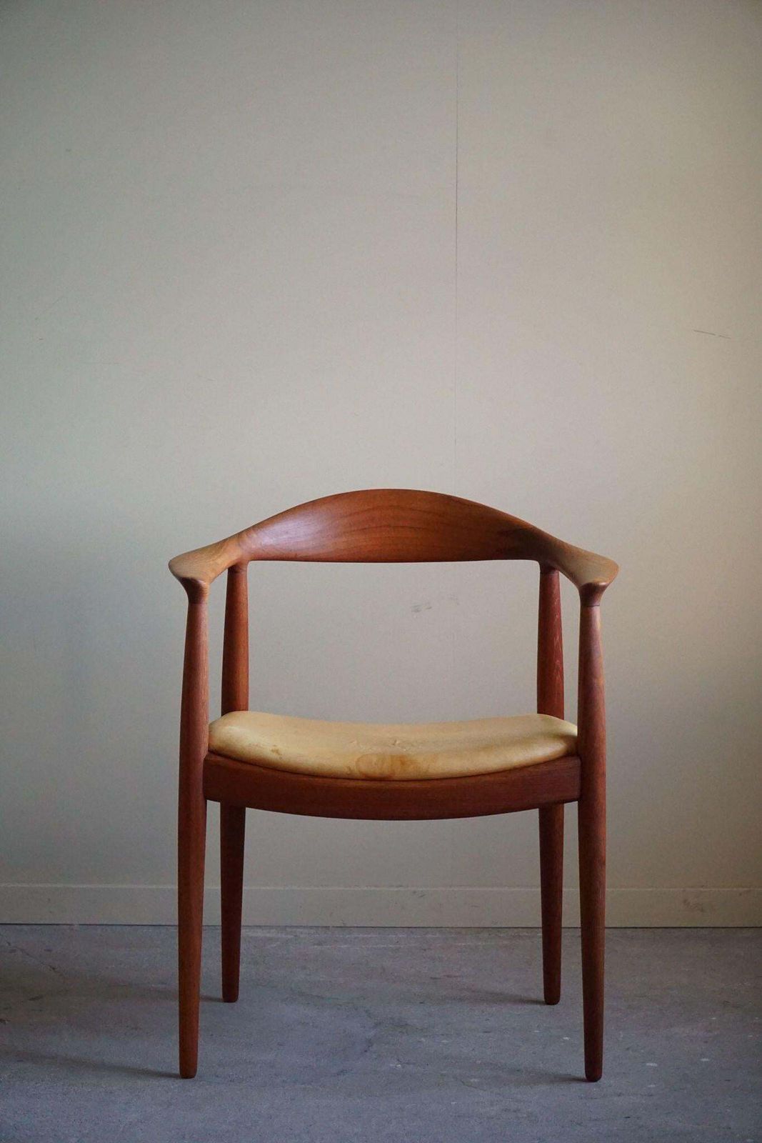 Hans J. Wegner, Armchair In Teak & Leather, "The Chair" Model Jh501, 1950s photo furniture