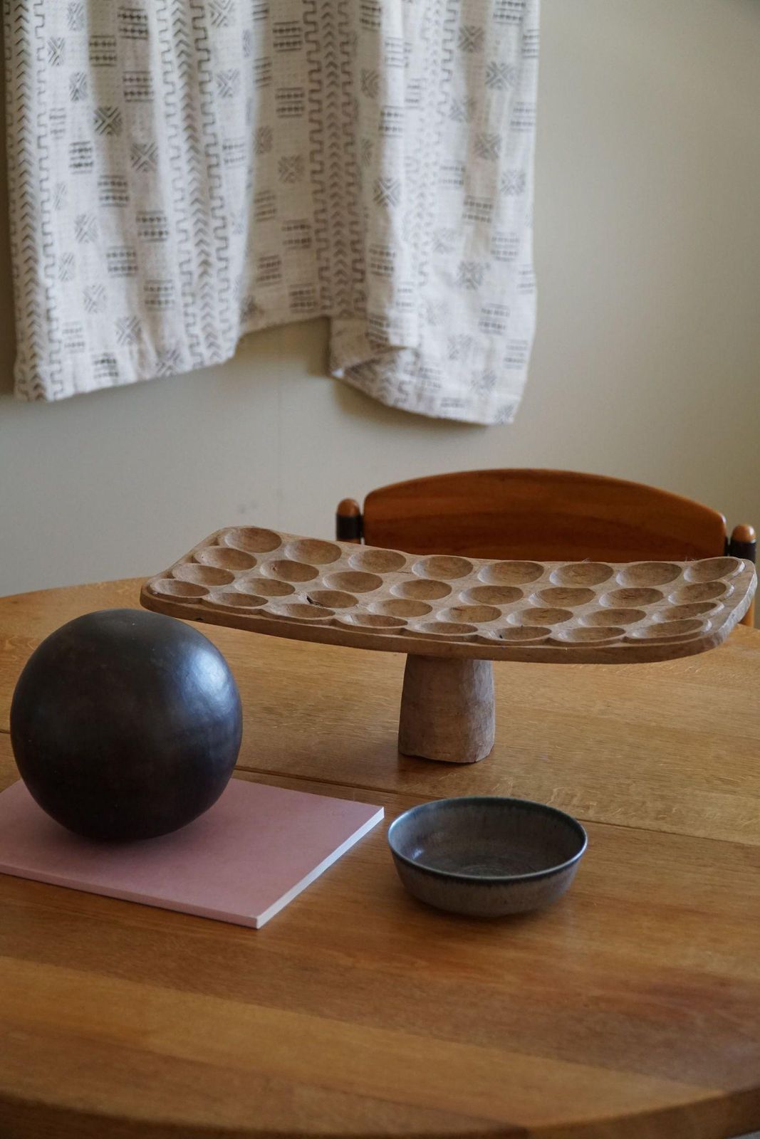 Round Brutalist Dining Table In Oak, Mid Century Modern, Made In France, 1960s photo vintage