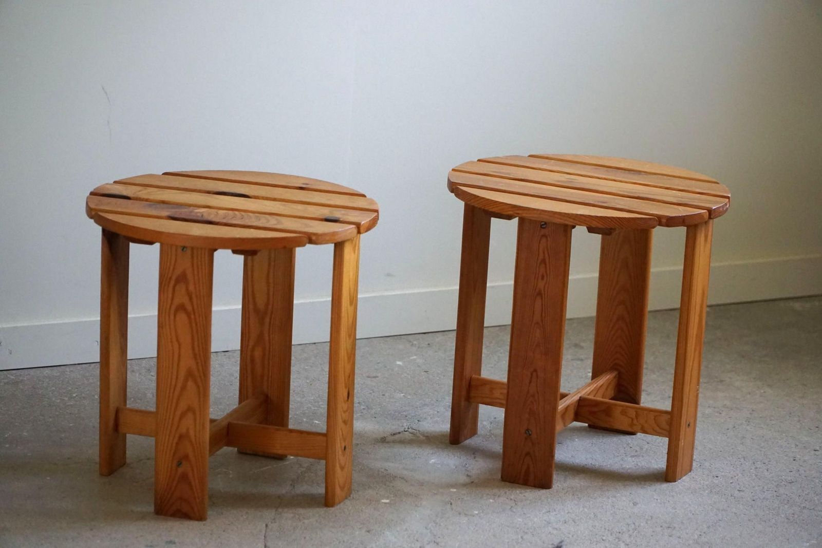 photo vinterior Pair Of Stools In Pine, By A Swedish Cabinetmaker, Mid Century Modern, 1960s