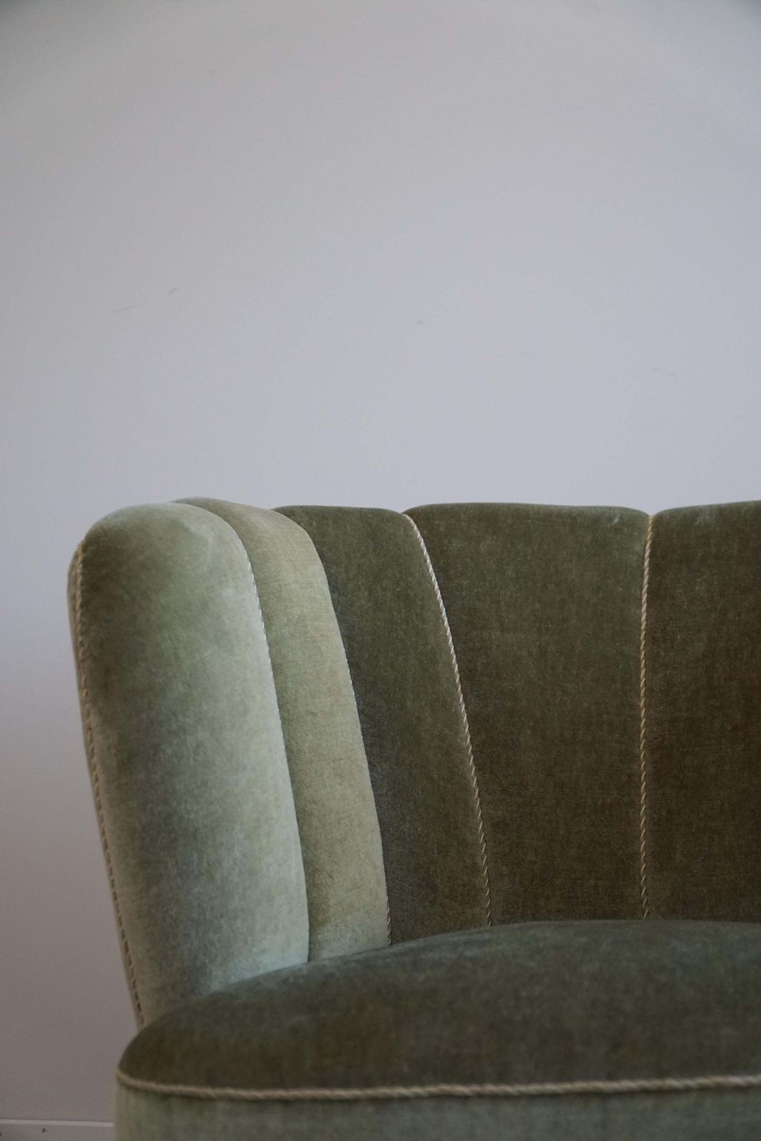 Danish Midcentury, Curved Club Chair, Viggo Boesen Style, 1940s photo vinterior