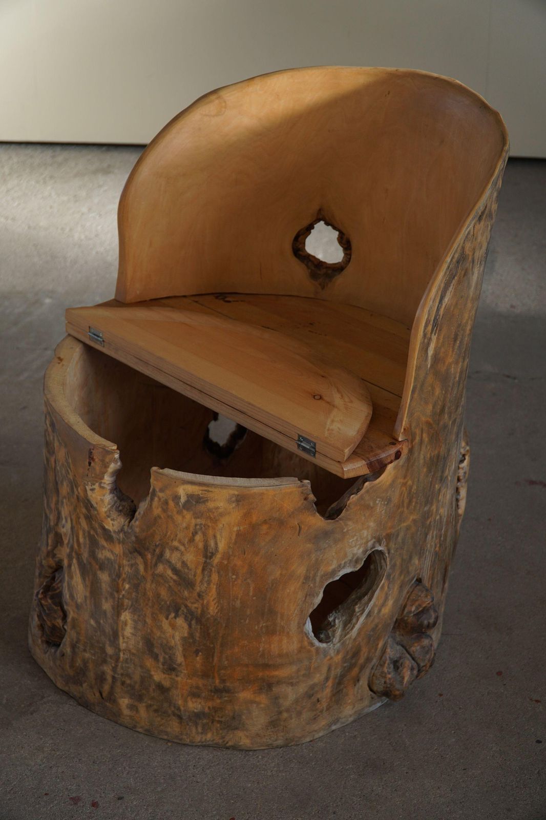 2206.0 Mid Century Sculptural Brutalist Norwegian Stump Chair In Solid Wood photo