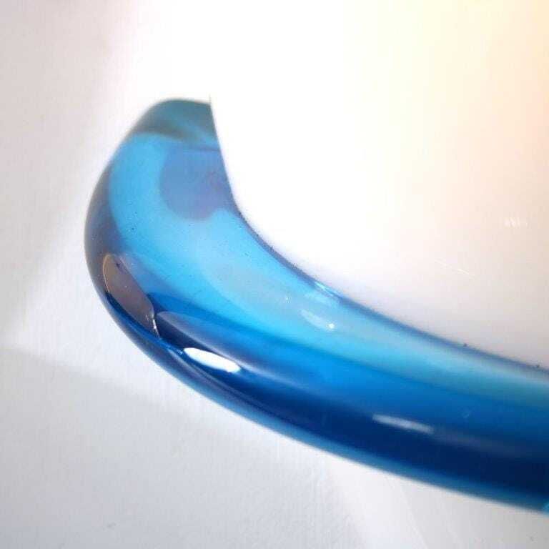 1990s Pair Of “Blue Swan” Wall Lamps By Tinu Aufiero For Venini, Italy photo for sale