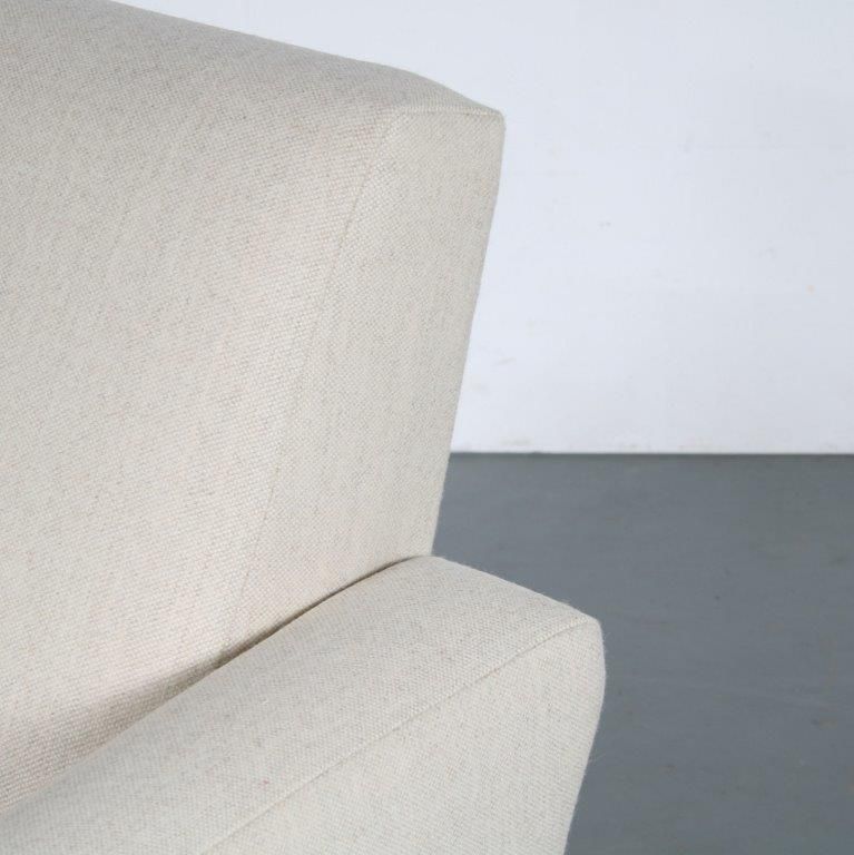 photo furniture Pierre Guariche Lounge Chair For Airborne, France 1960