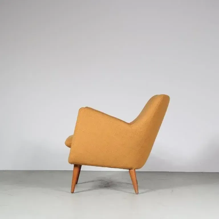 “Poet” Chair By Finn Juhl For Niels Vodder In Denmark, 1950 photo Furniture
