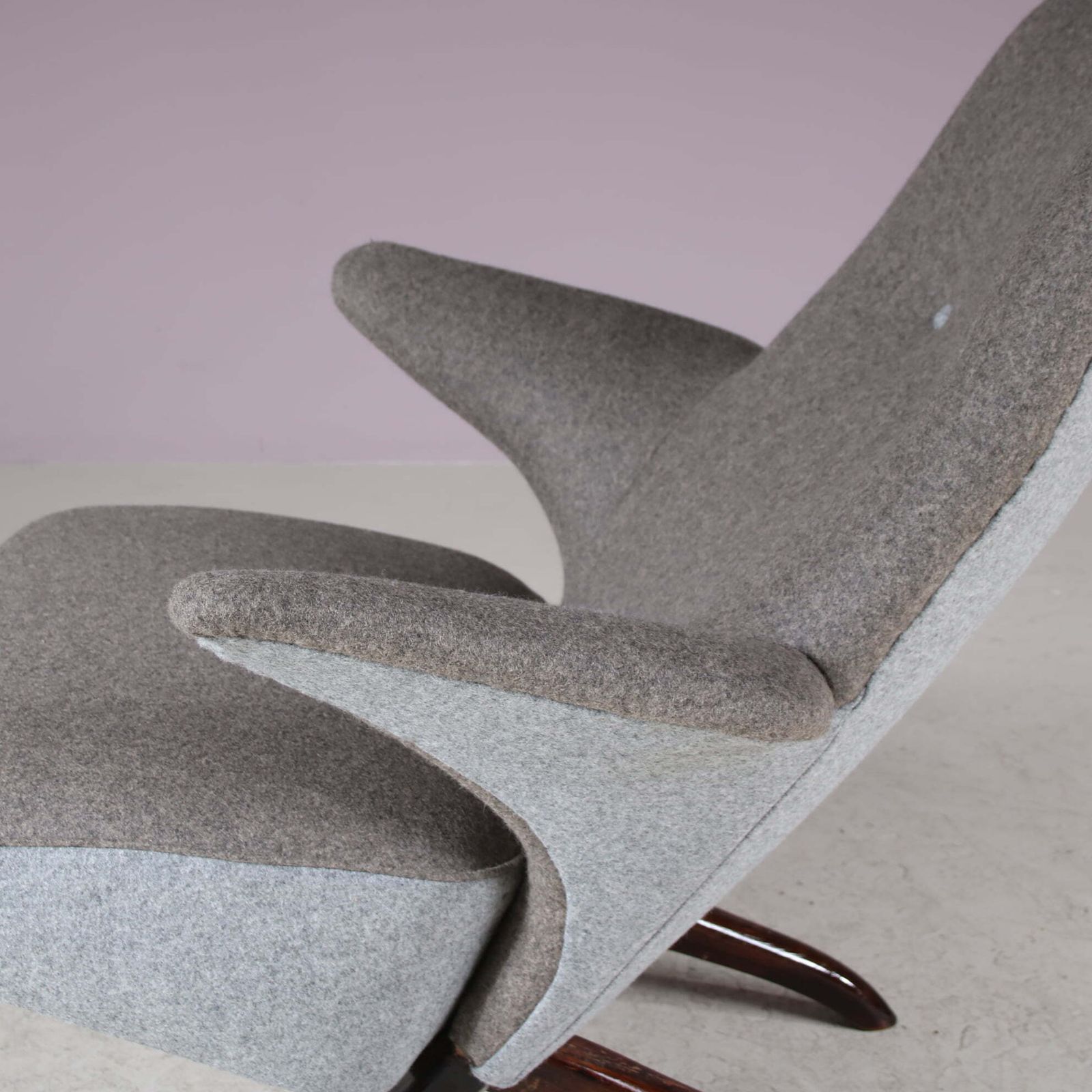 “Penguin” Chair By Theo Ruth For Artifort, Netherlands 1950 photo vintage