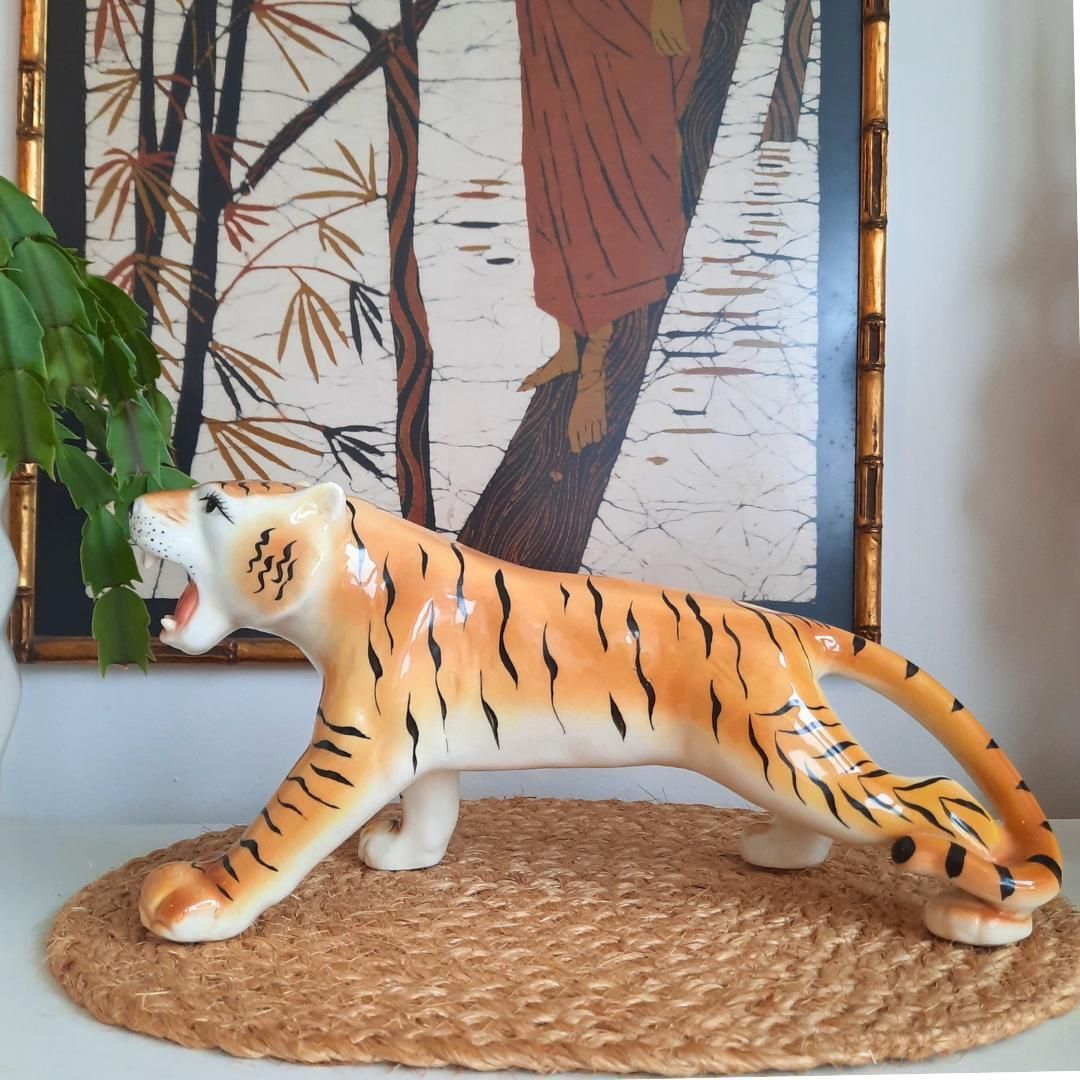 Large Mid Century Ceramic Tigress 13.2 Inches Long Very Good Condition , Mid Century Animal Decor photo vinterior