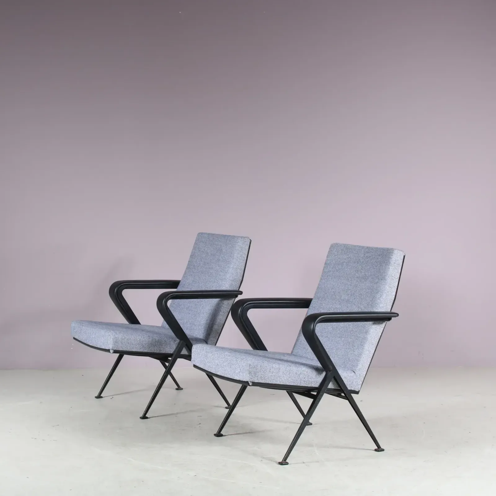 1960s Pair Of “Repose” Chairs By Friso Kramer For Ahrend De Cirkel, Netherlands photo for sale