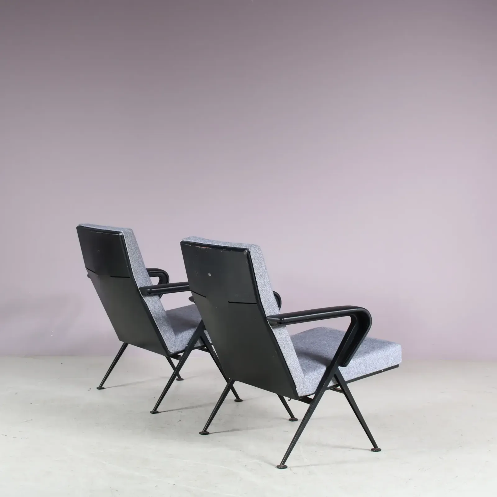 1960s Pair Of “Repose” Chairs By Friso Kramer For Ahrend De Cirkel, Netherlands photo 2730.0