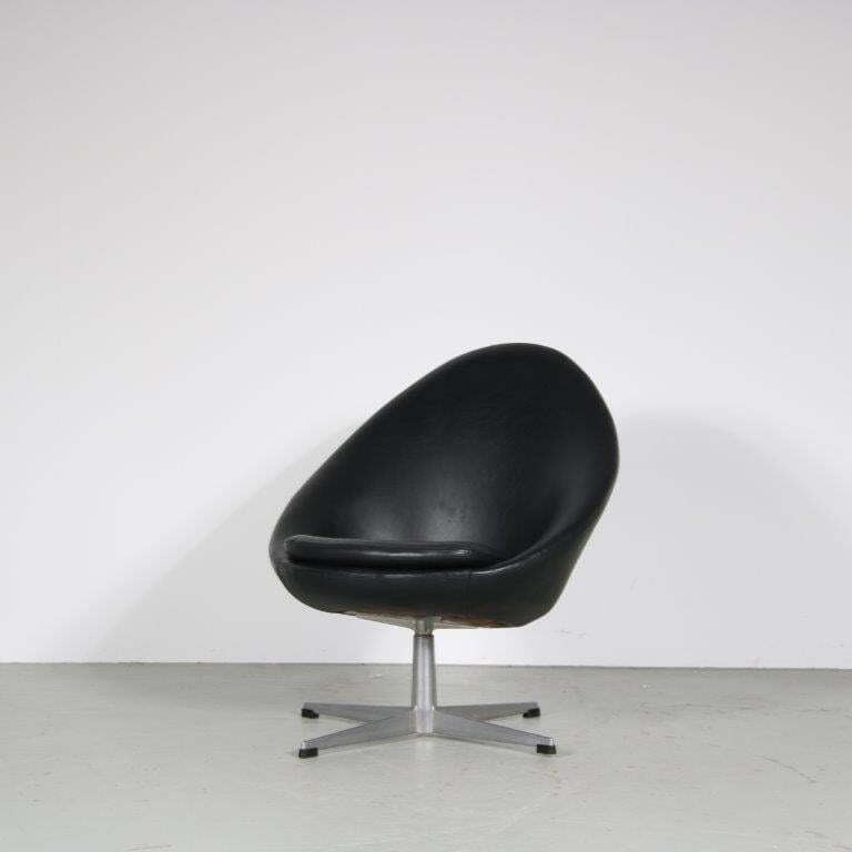 1960s “Little Egg” Chair By Pastoe, Netherlands