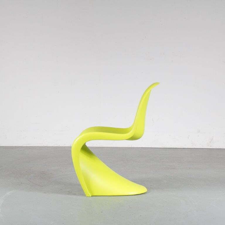 2000s Children Chair By Verner Panton For Vitra, Germany photo 117.0