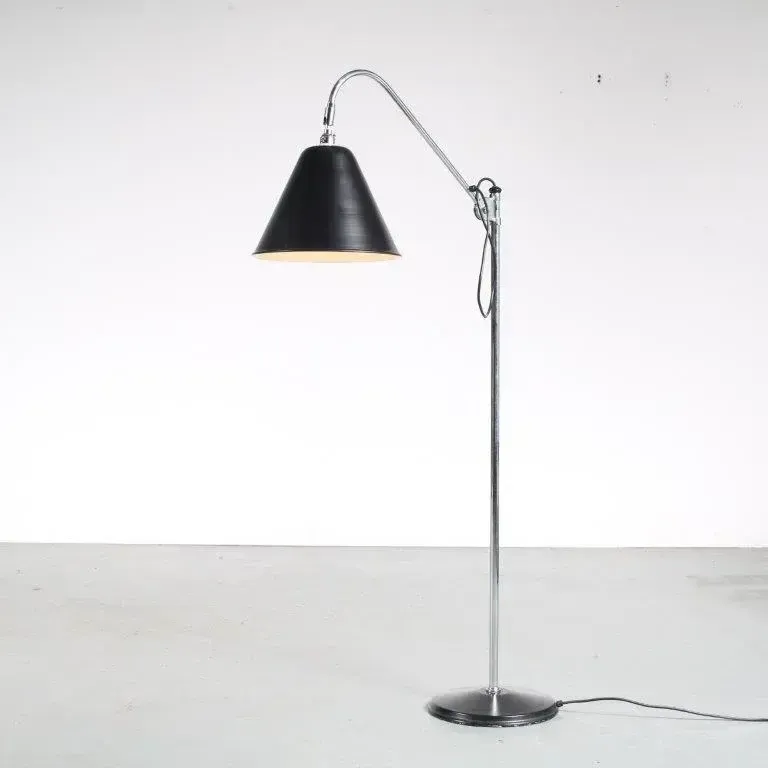 1960s Adjustable “Bl3” Floor Lamp By Bestlite, Uk photo vinterior