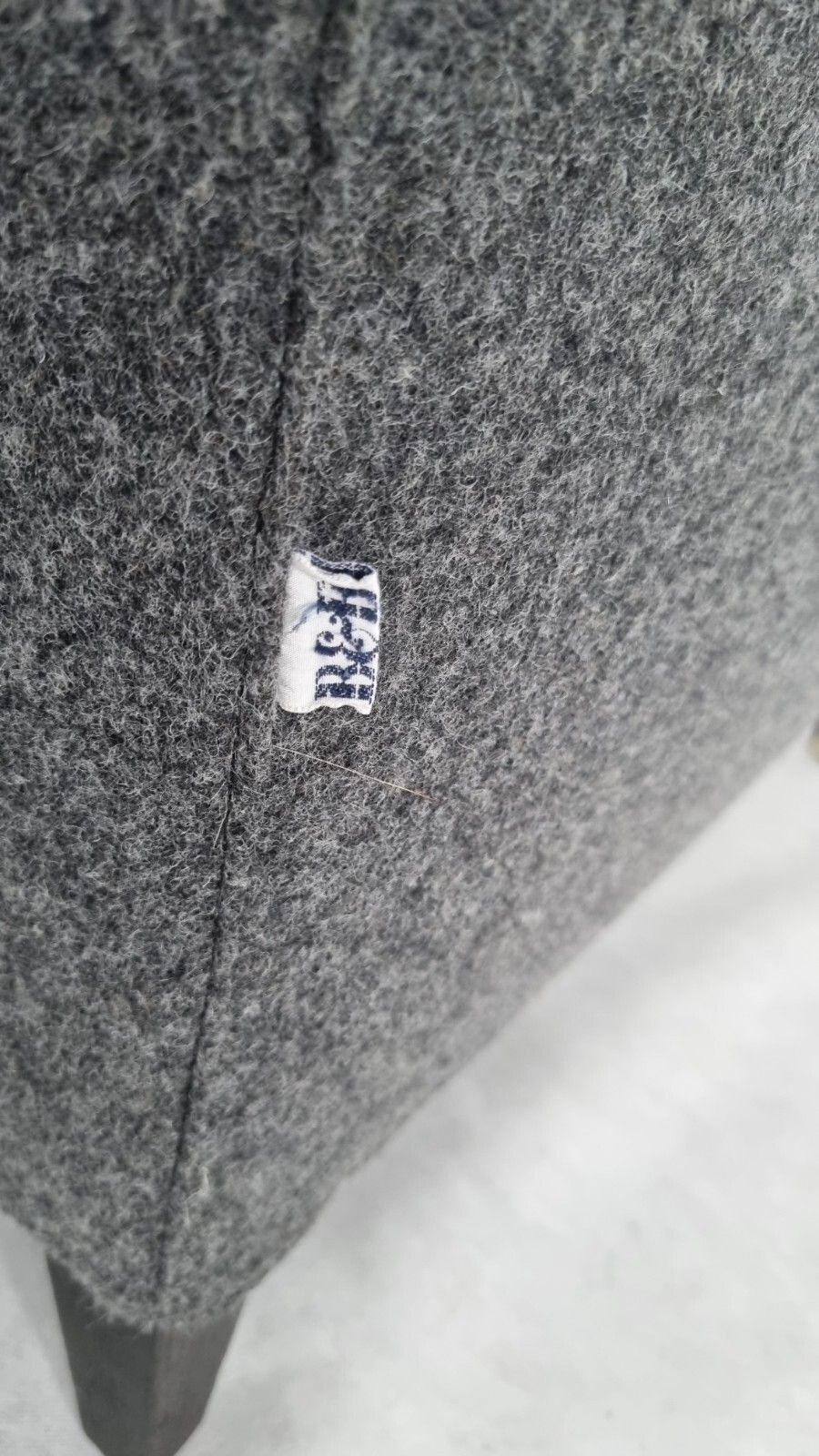 photo vinterior Bb Italia Florence F3 Armchair In Charcoal Wool In Stunning Condition